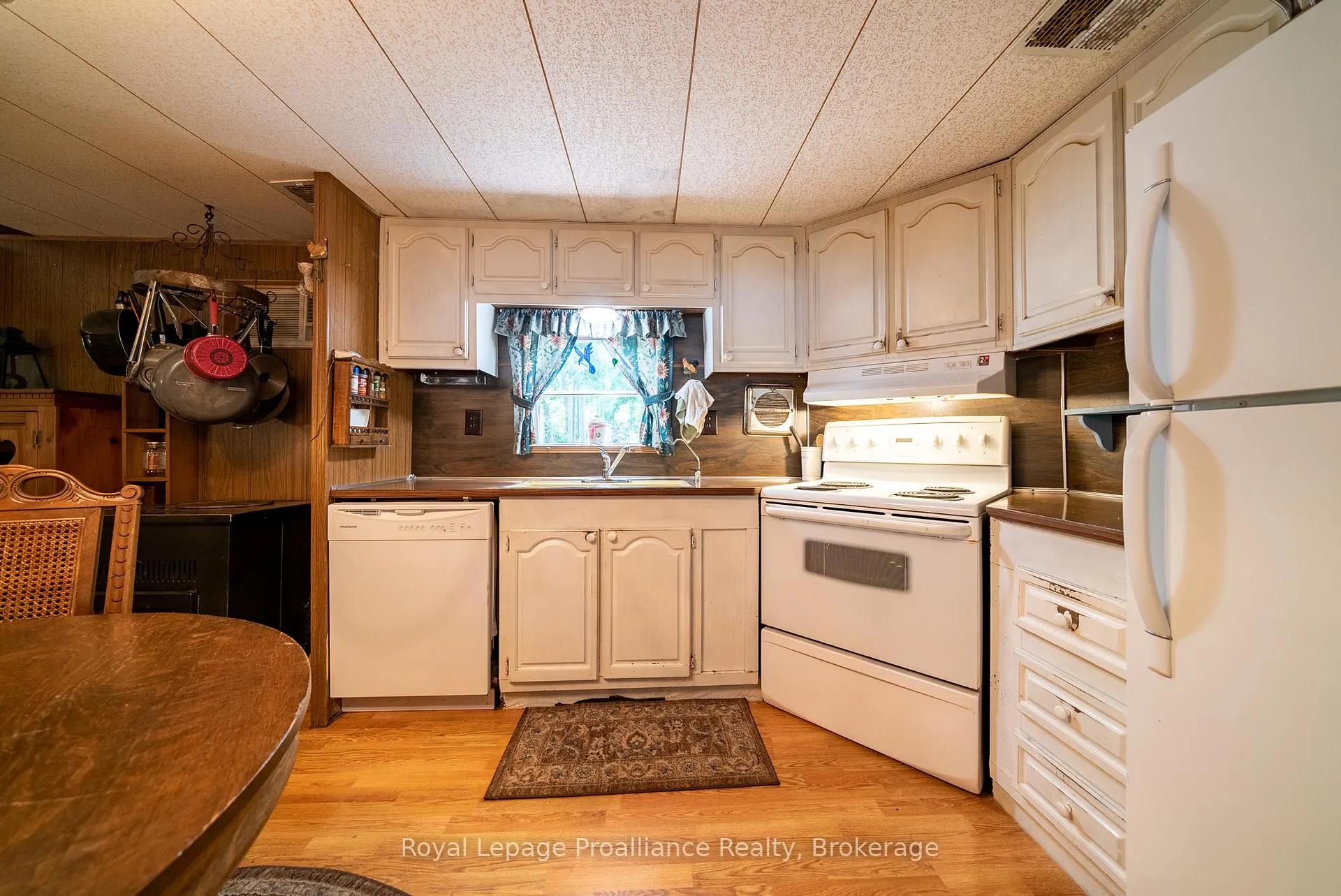 Photo 18 of 1117A Twin Pine Lane, Frontenac, Frontenac North — HOMEH