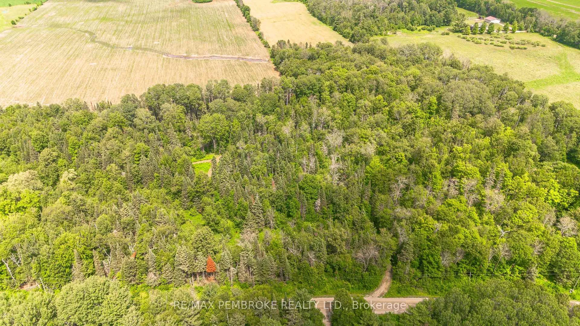 Photo 3 of 3068 McLaughlin Road, Whitewater Region, Whitewater Region — HOMEH