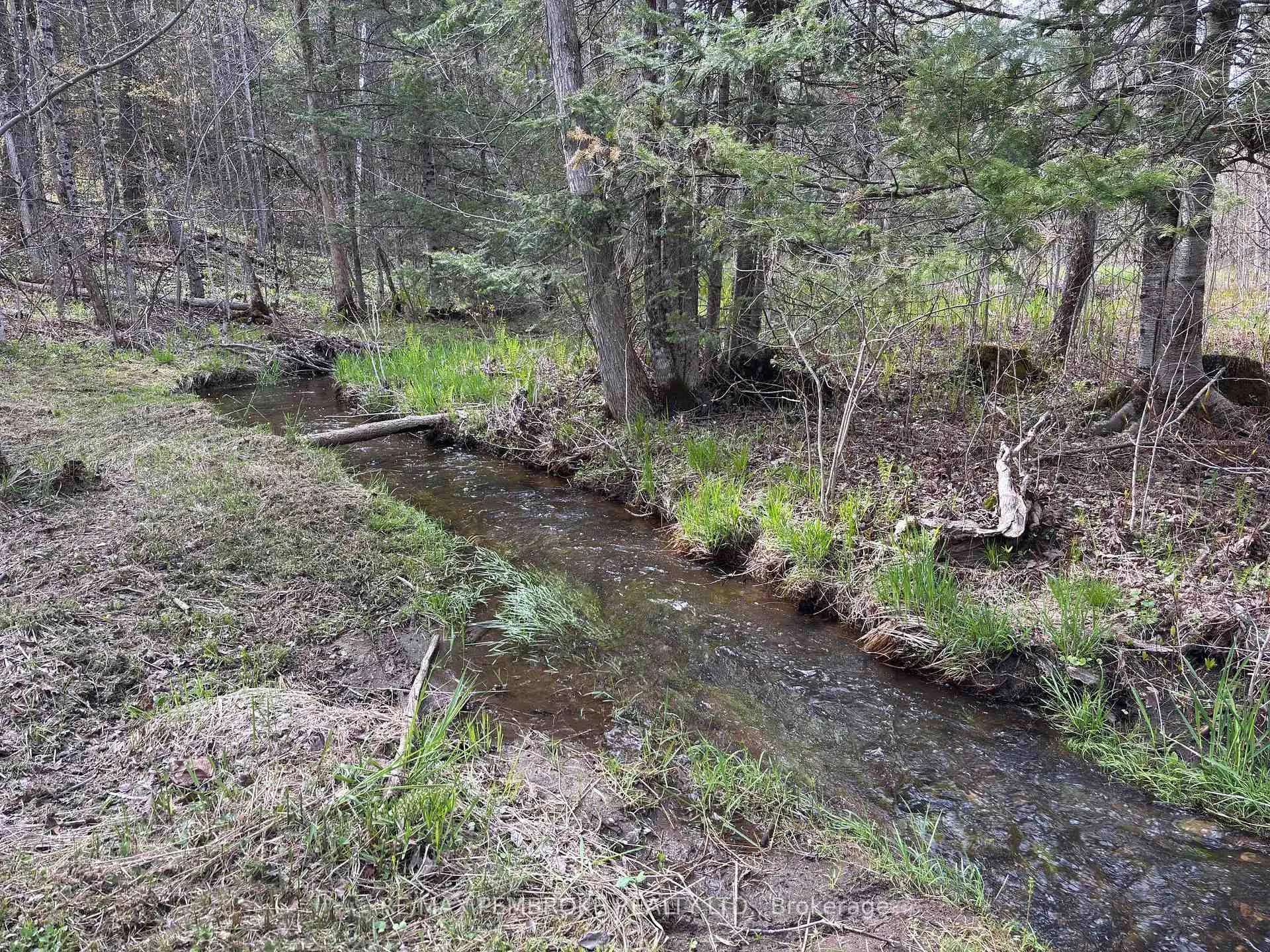 Photo 9 of 3068 McLaughlin Road, Whitewater Region, Whitewater Region — HOMEH