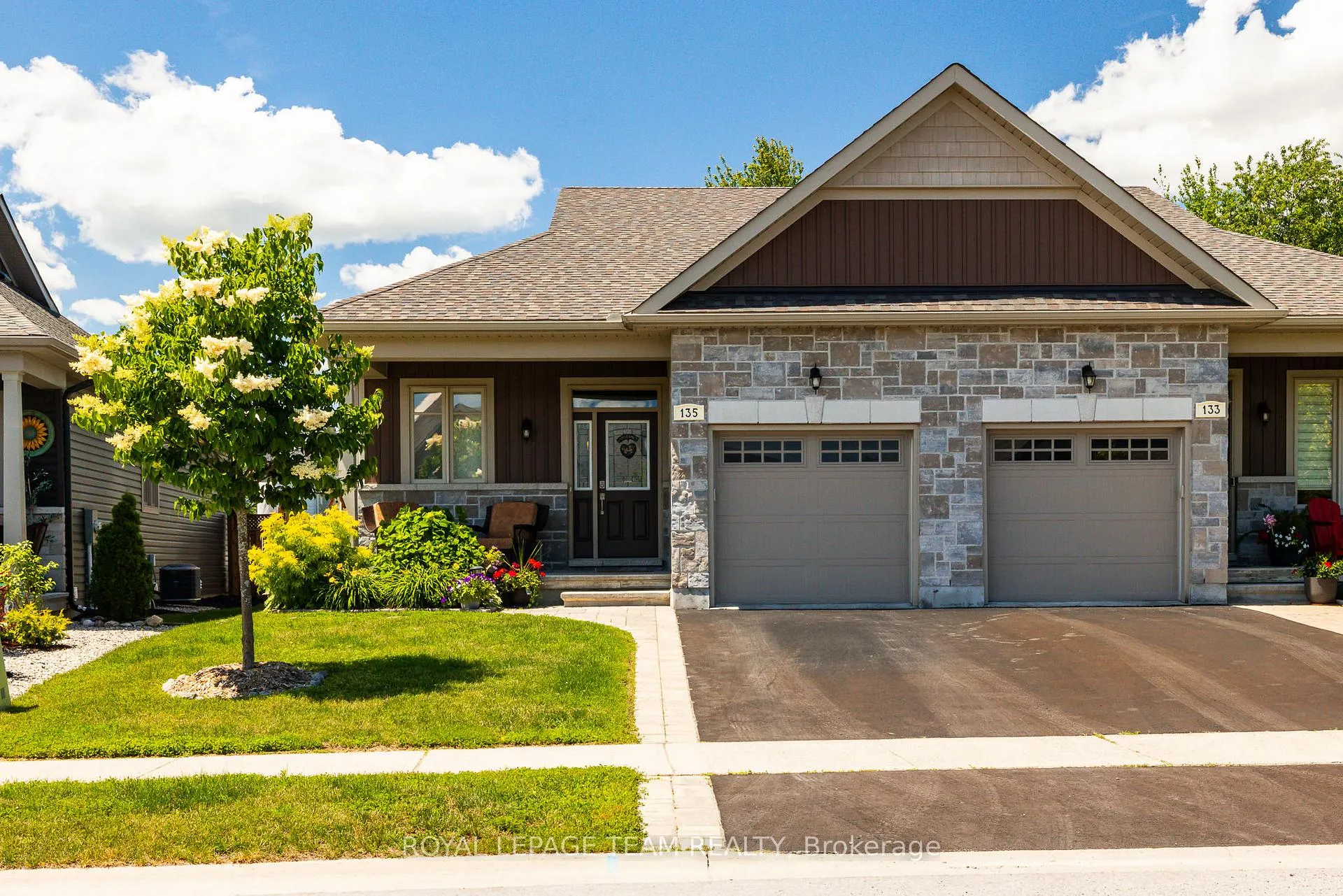 Photo 2 of 135 Tradewinds Crescent, North Grenville, North Grenville Twp (Kemptville South) — HOMEH