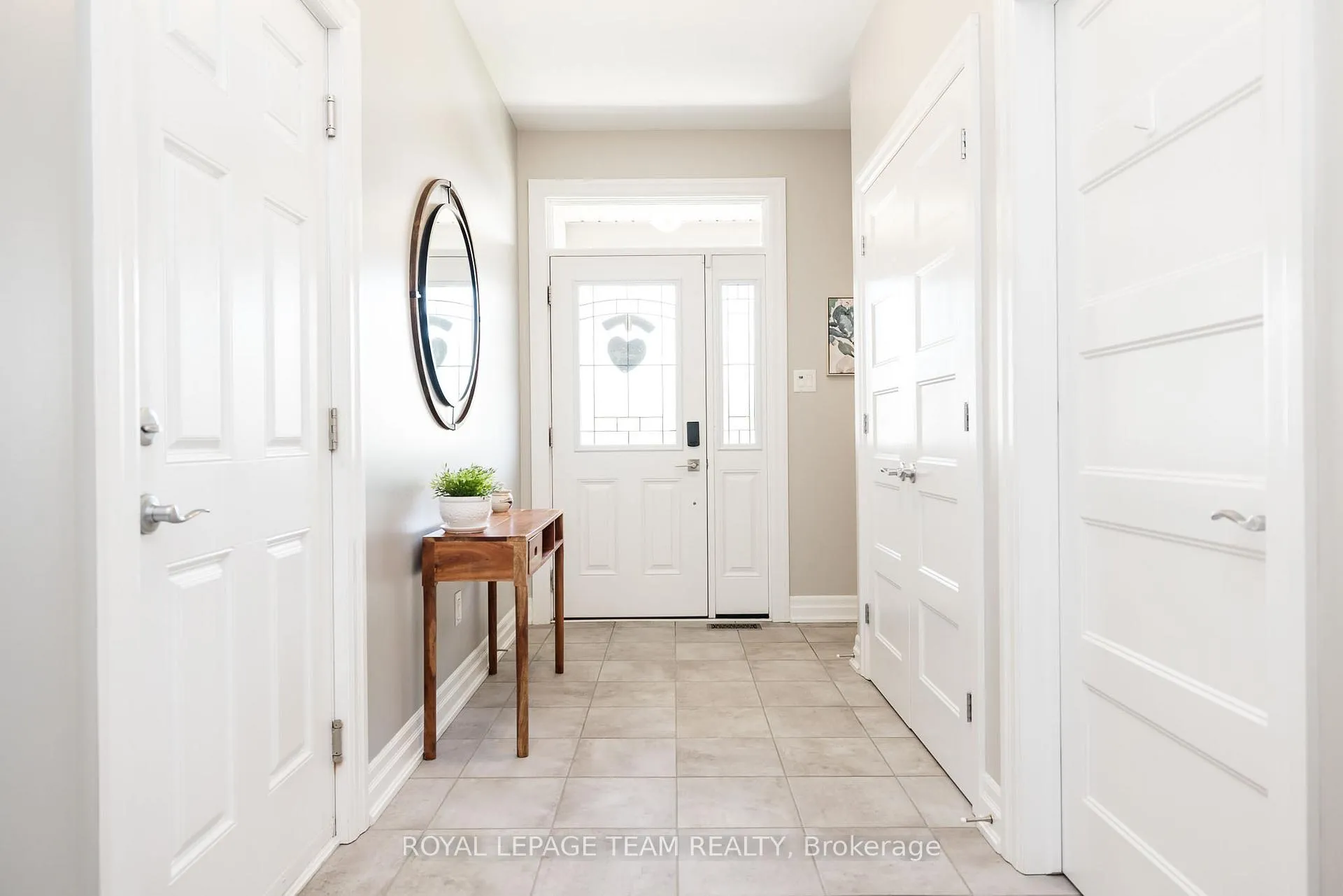 Photo 6 of 135 Tradewinds Crescent, North Grenville, North Grenville Twp (Kemptville South) — HOMEH