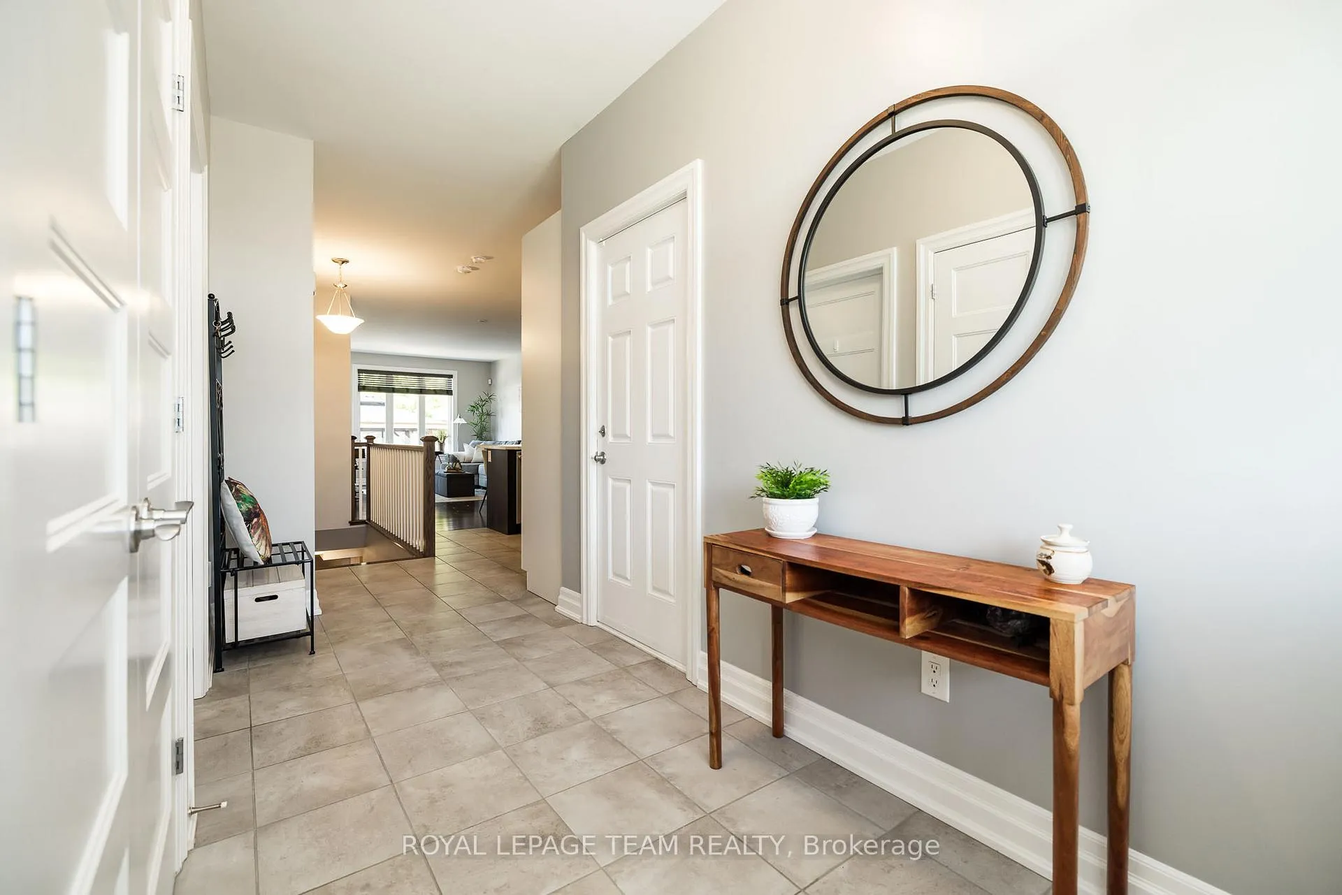 Photo 7 of 135 Tradewinds Crescent, North Grenville, North Grenville Twp (Kemptville South) — HOMEH