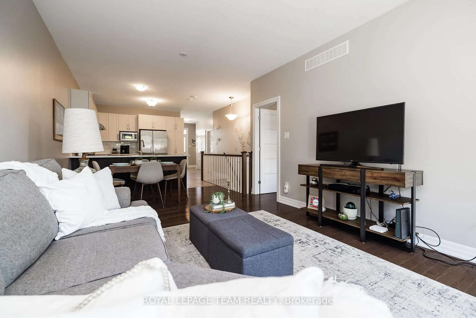 Photo 12 of 135 Tradewinds Crescent, North Grenville, North Grenville Twp (Kemptville South) — HOMEH