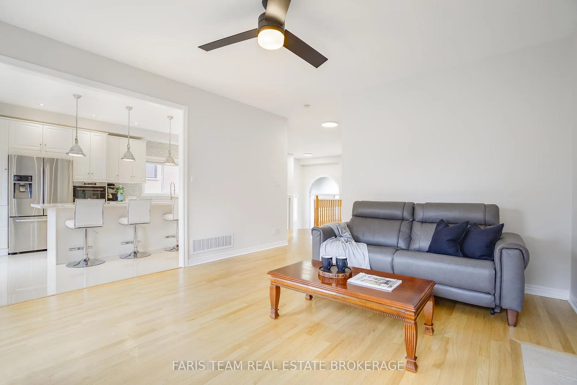 Photo 14 of 8 Pietro Drive, Vaughan, Vellore Village — HOMEH
