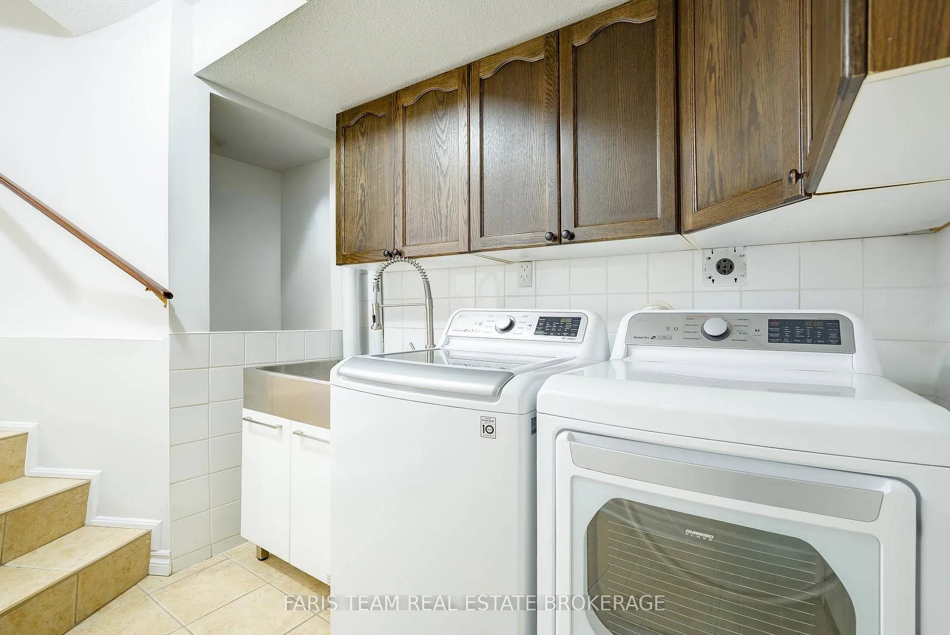 Photo 31 of 8 Pietro Drive, Vaughan, Vellore Village — HOMEH