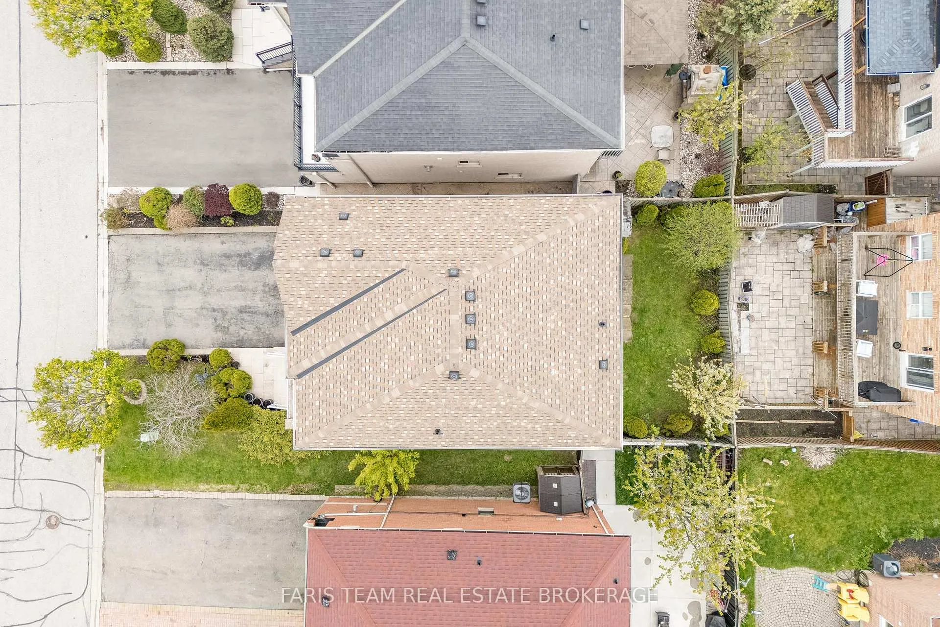 Photo 37 of 8 Pietro Drive, Vaughan, Vellore Village — HOMEH