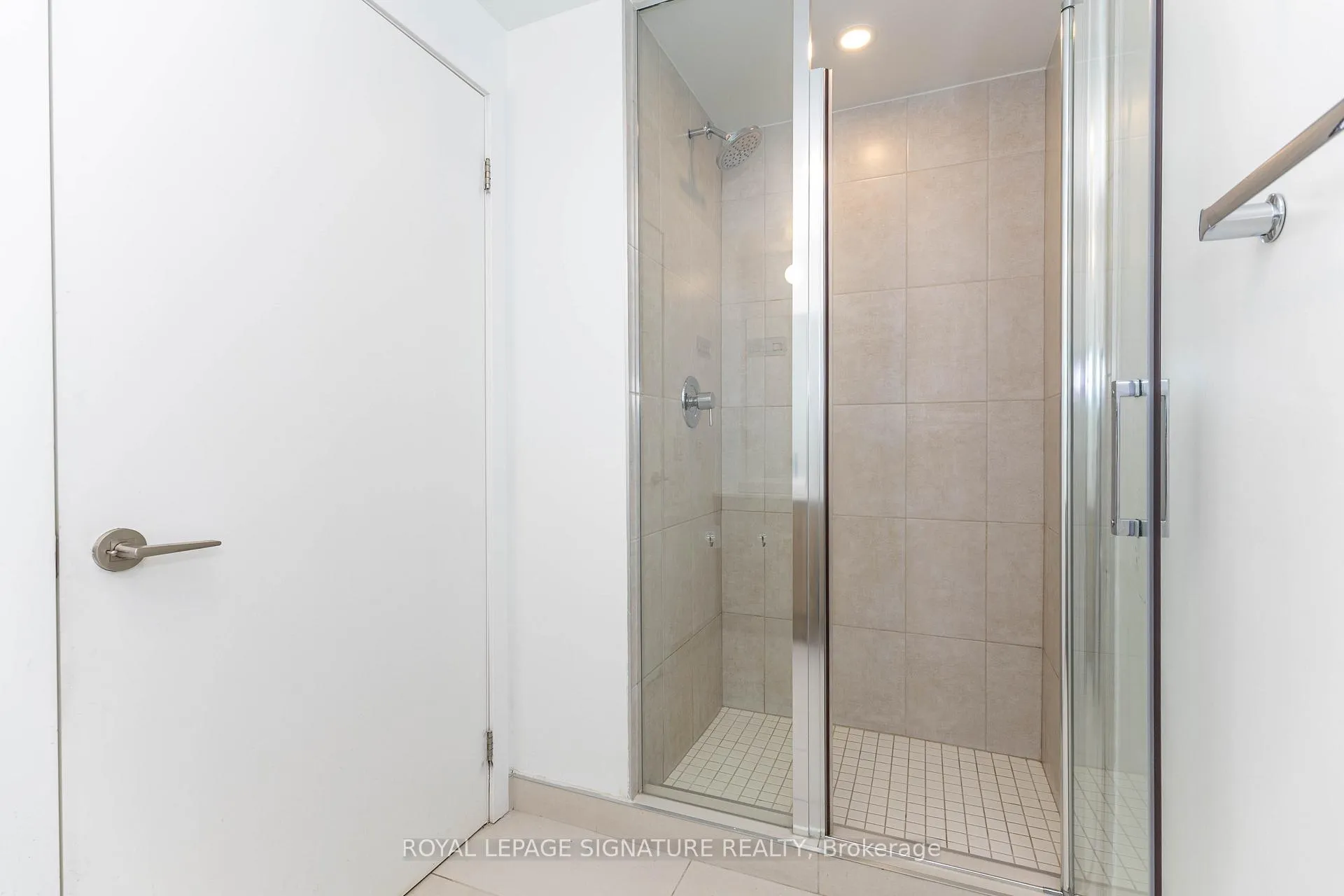 Photo 5 of Unit 610, 1195 The Queensway, Etobicoke, Islington-City Centre West — HOMEH