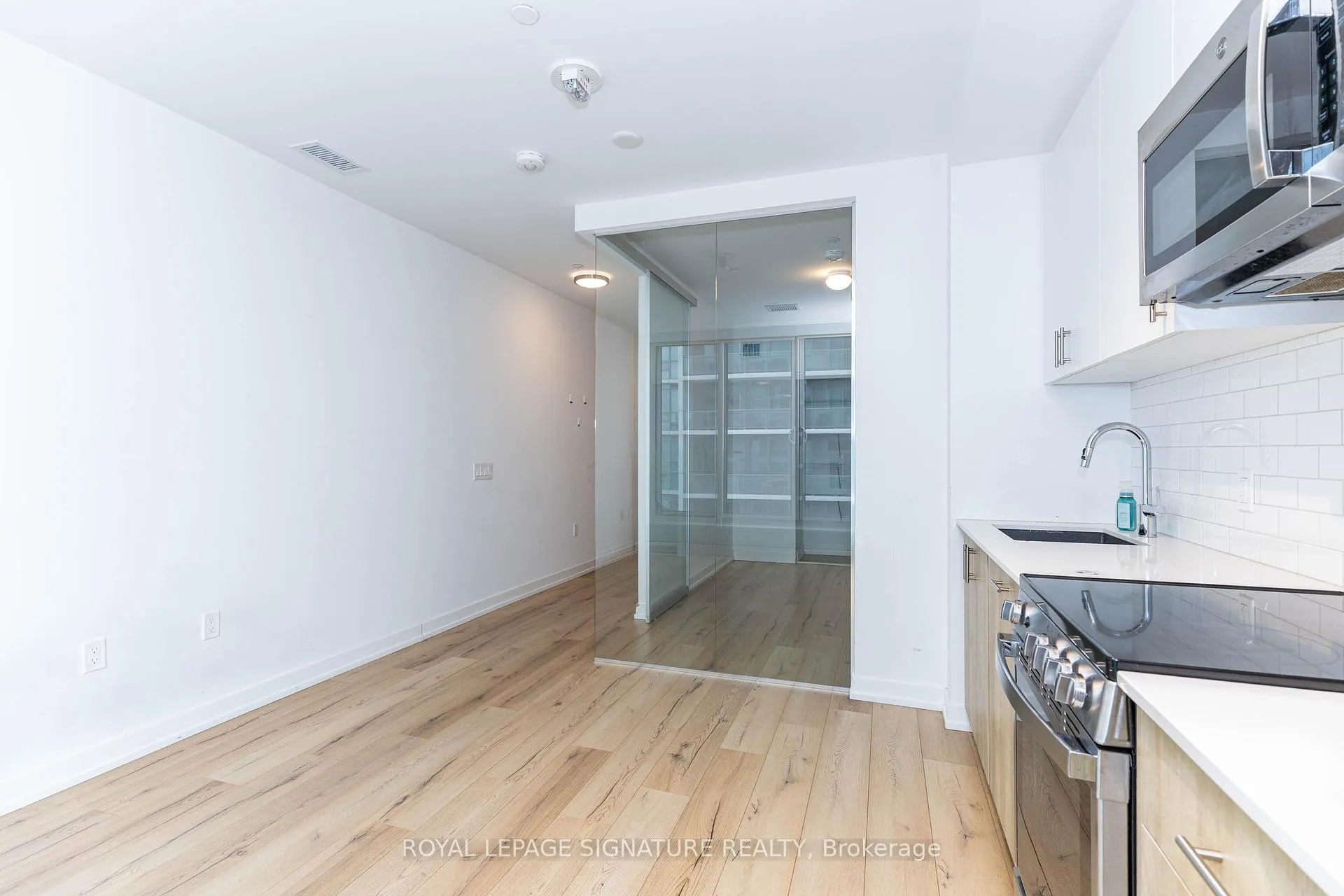 Photo 8 of Unit 610, 1195 The Queensway, Etobicoke, Islington-City Centre West — HOMEH