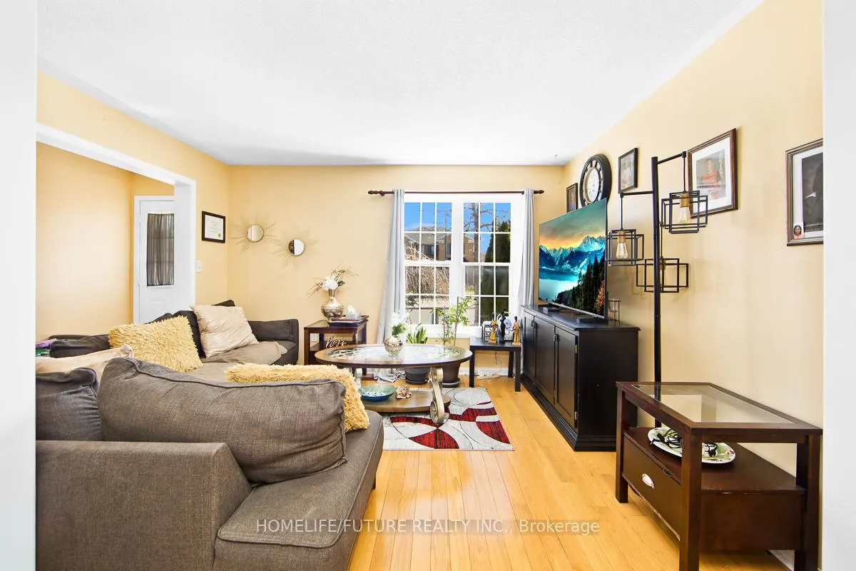 Photo 4 of 94 Staines Road, Scarborough, Rouge — HOMEH