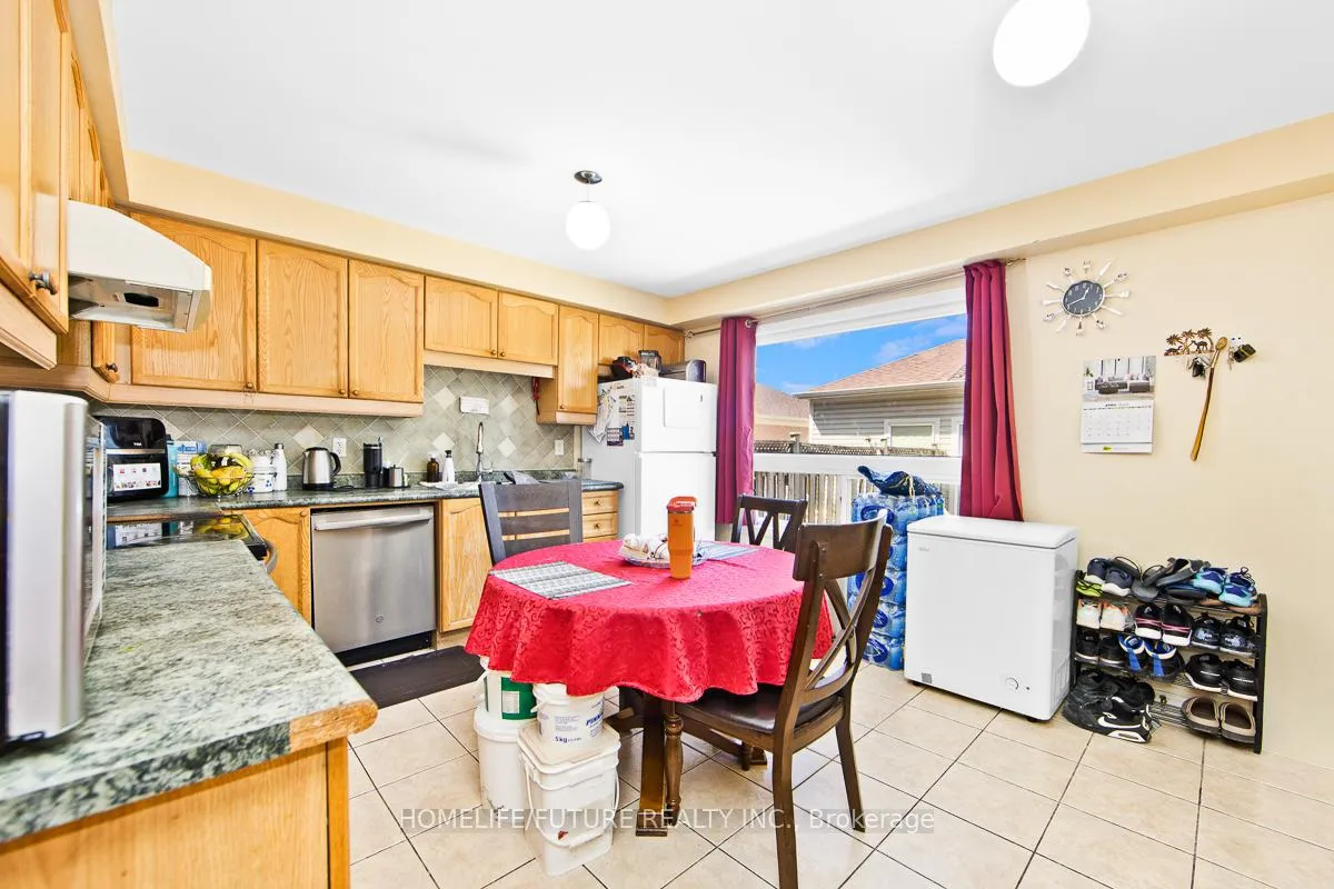 Photo 7 of 94 Staines Road, Scarborough, Rouge — HOMEH