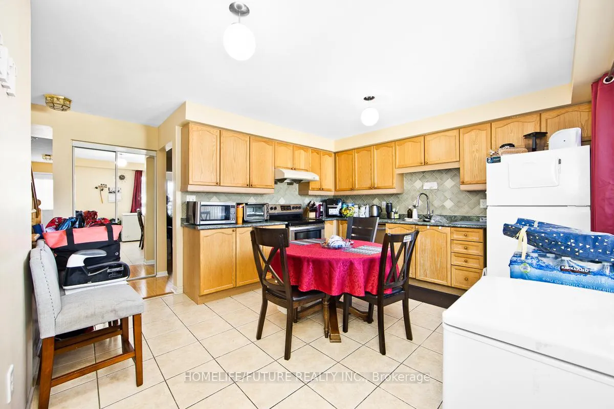 Photo 8 of 94 Staines Road, Scarborough, Rouge — HOMEH
