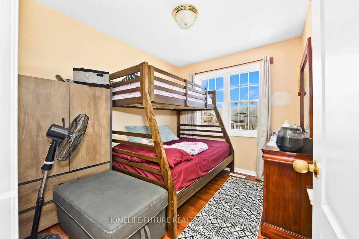 Photo 15 of 94 Staines Road, Scarborough, Rouge — HOMEH