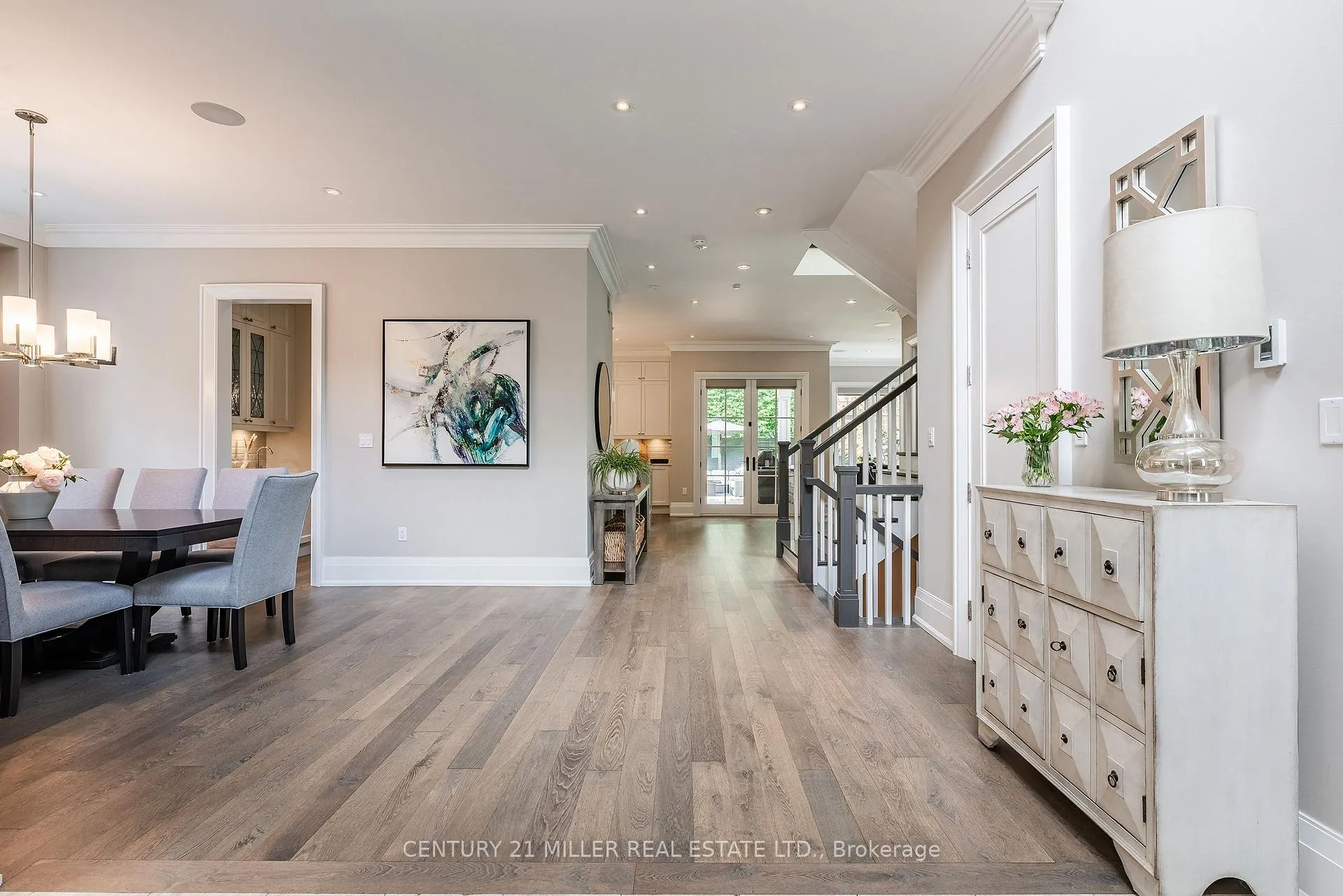 Photo 8 of 487 Orchard Drive, Oakville, West — HOMEH