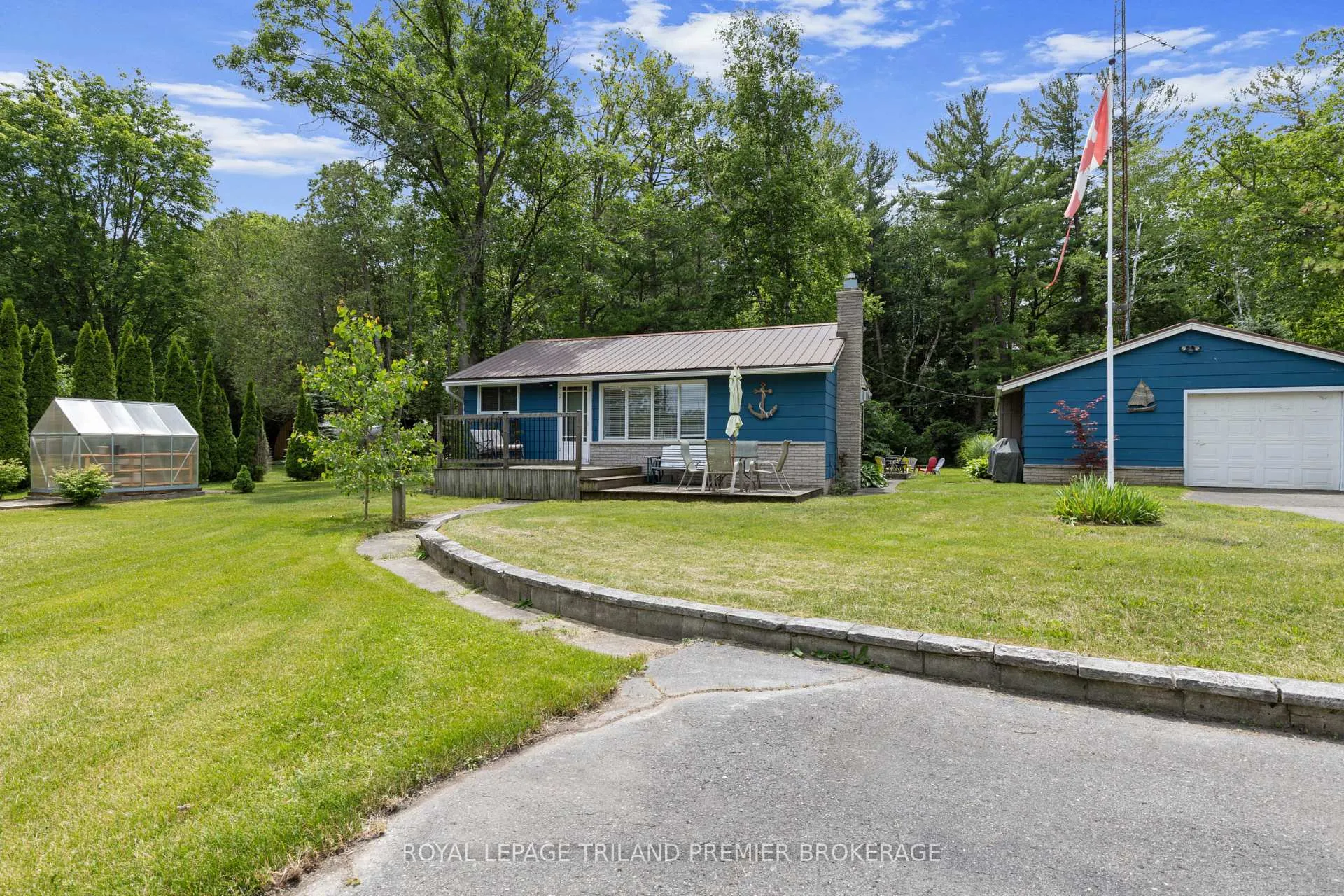 Photo 1 of 7755 Patrick Street, Lambton Shores, Port Franks — HOMEH