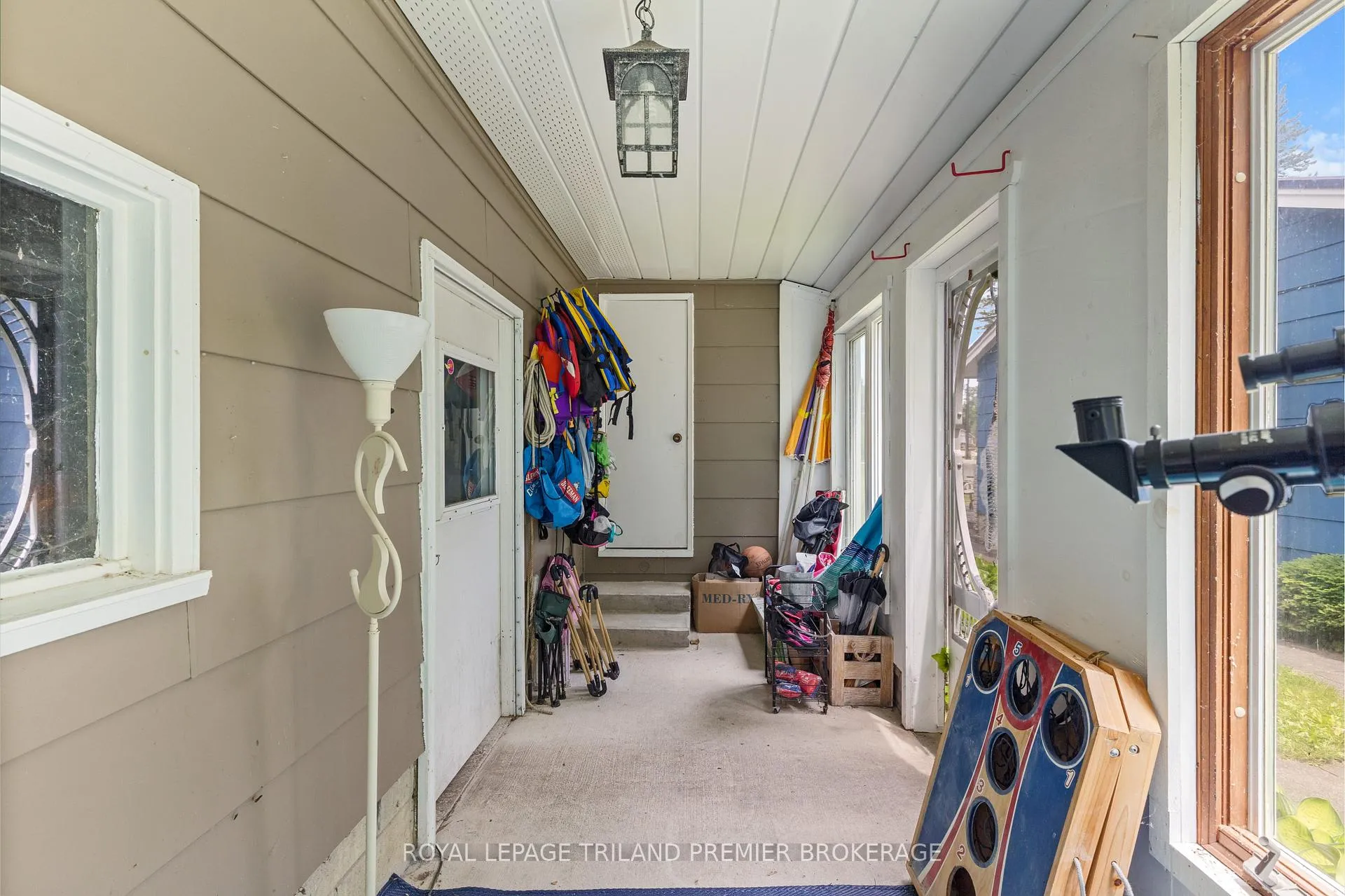 Photo 24 of 7755 Patrick Street, Lambton Shores, Port Franks — HOMEH