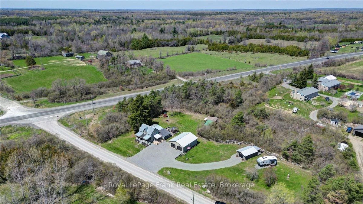Photo 4 of 767 Ray Road, Centre Hastings — HOMEH