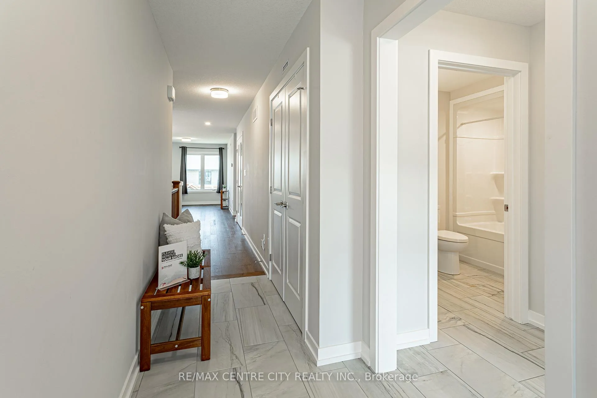 Photo 15 of 27 Silverleaf Path, St. Thomas — HOMEH