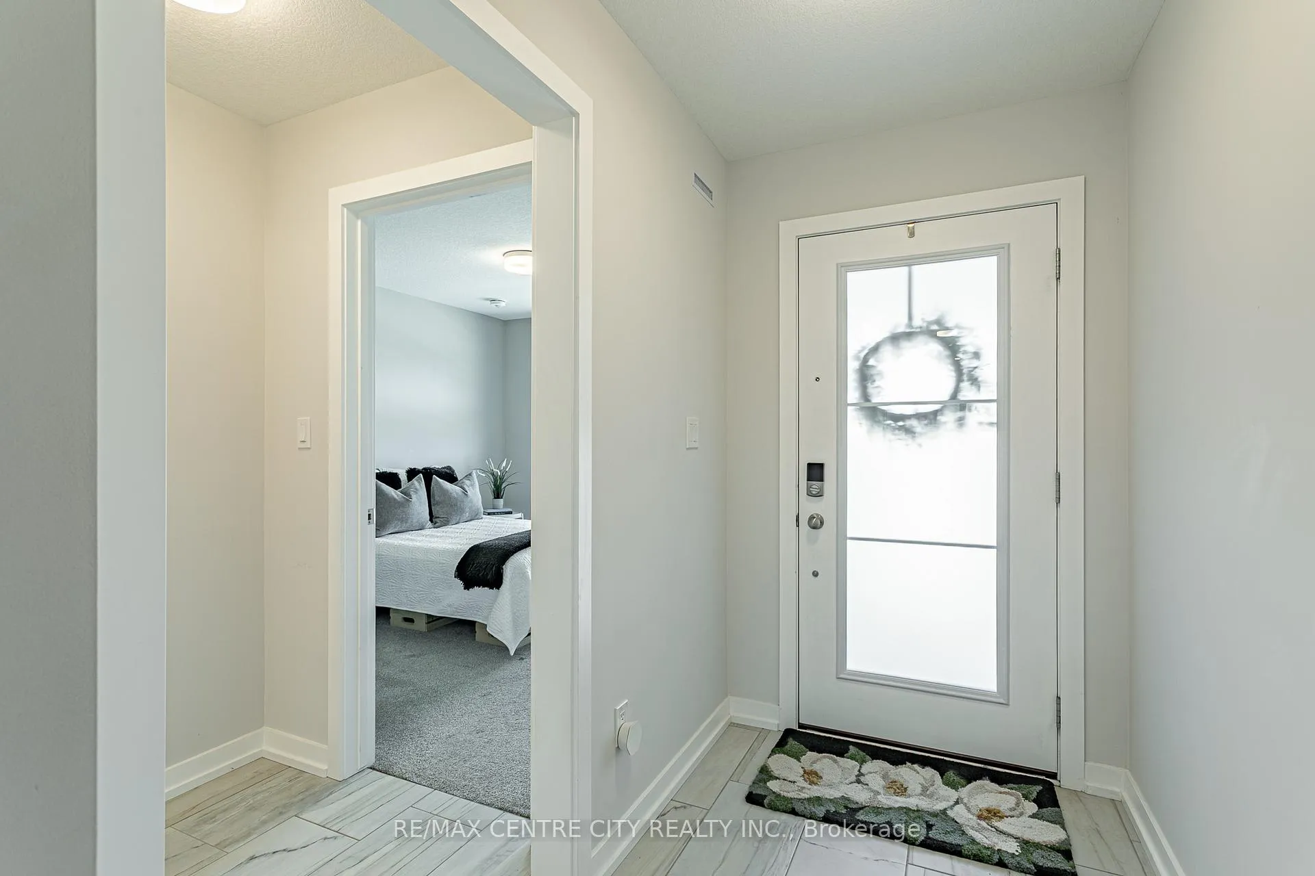Photo 16 of 27 Silverleaf Path, St. Thomas — HOMEH