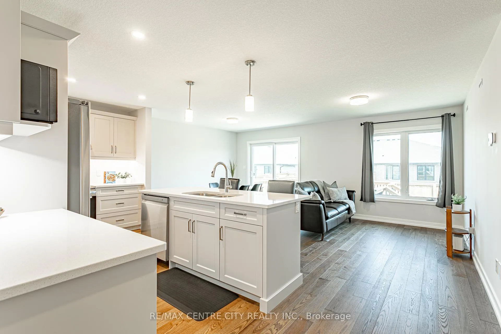 Photo 22 of 27 Silverleaf Path, St. Thomas — HOMEH