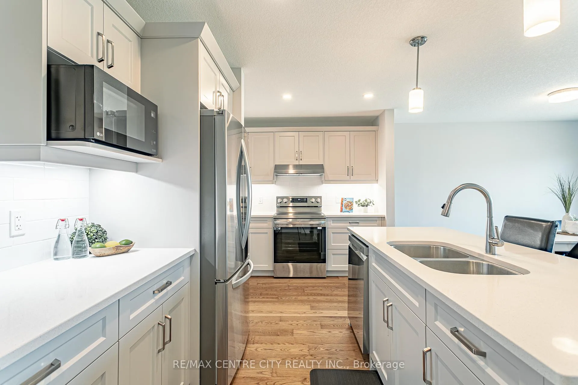 Photo 23 of 27 Silverleaf Path, St. Thomas — HOMEH