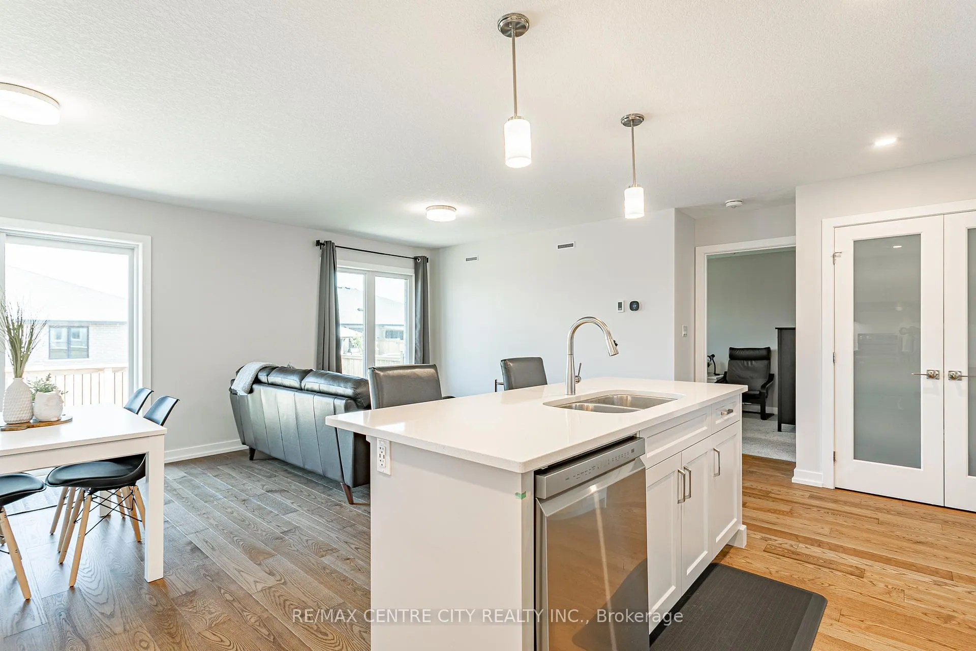 Photo 25 of 27 Silverleaf Path, St. Thomas — HOMEH