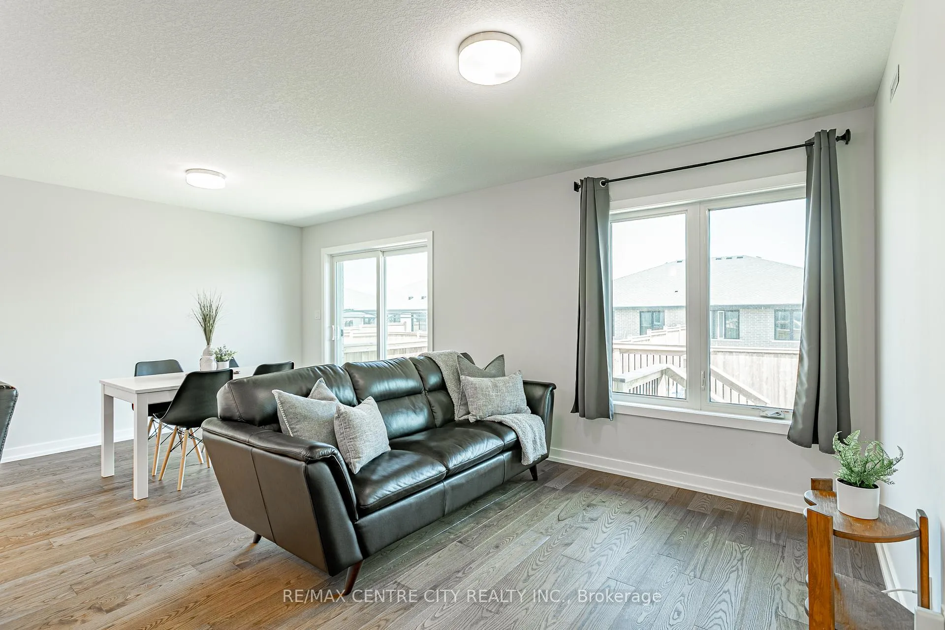 Photo 26 of 27 Silverleaf Path, St. Thomas — HOMEH