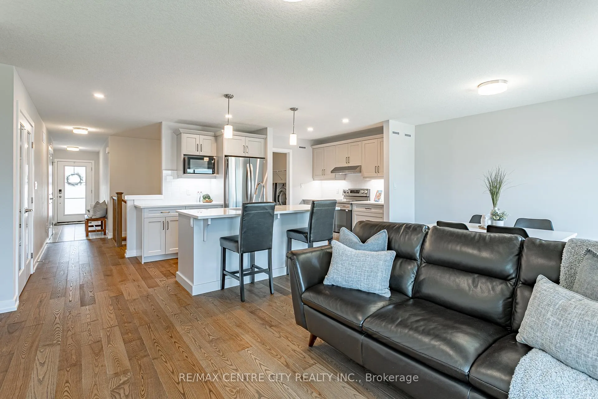 Photo 27 of 27 Silverleaf Path, St. Thomas — HOMEH