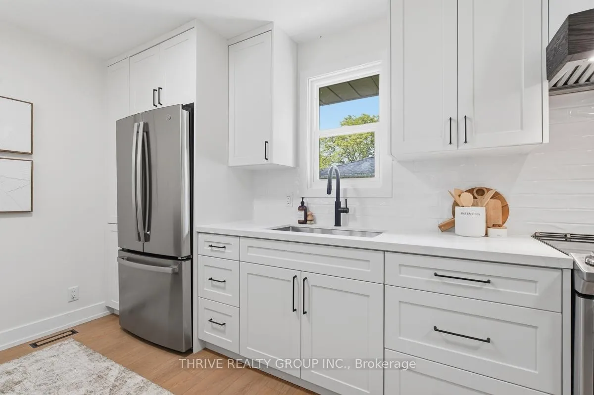 Photo 7 of 480 Palmtree Avenue, London, North P — HOMEH