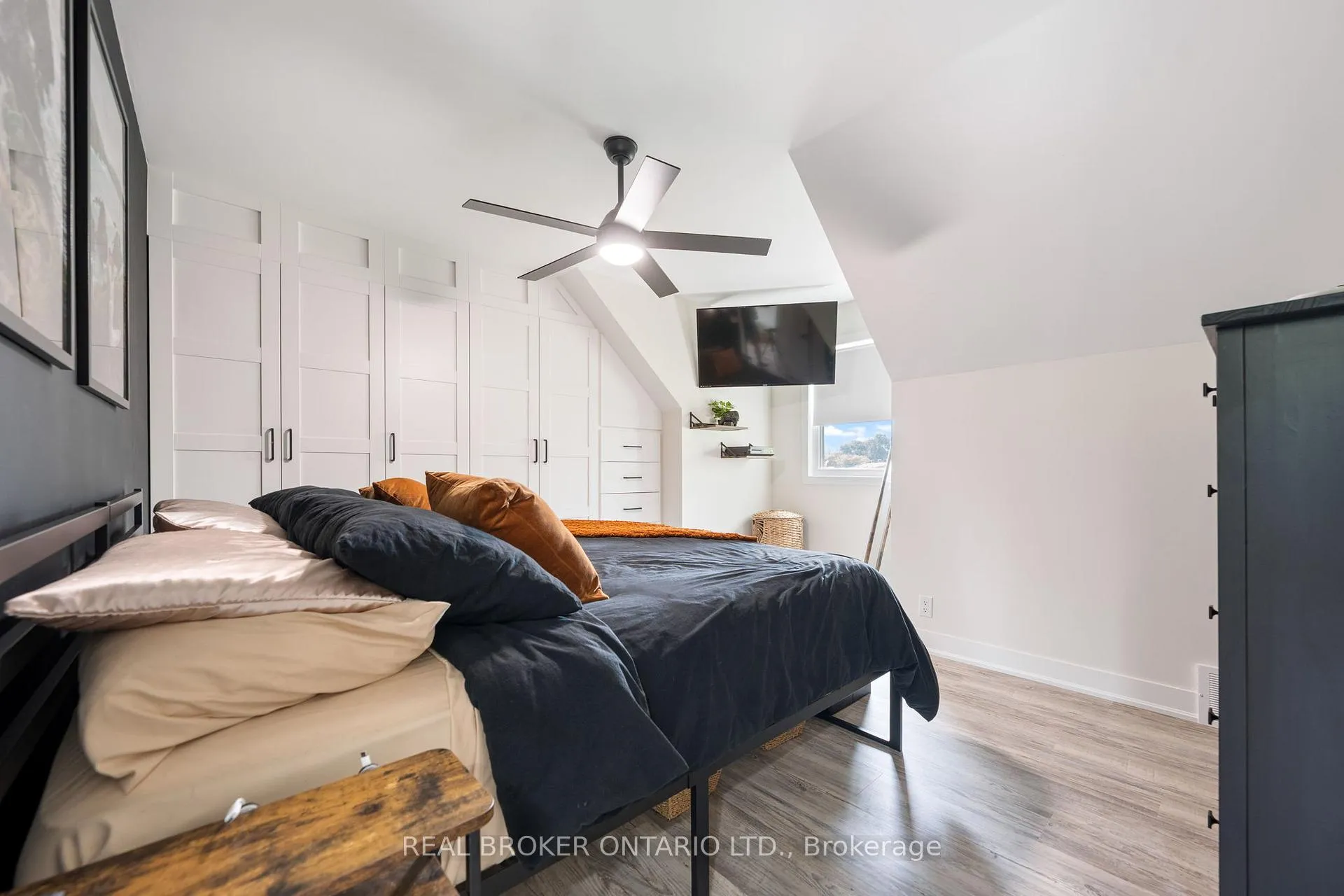 Photo 21 of 1015 Queen Street, Norfolk, Courtland — HOMEH