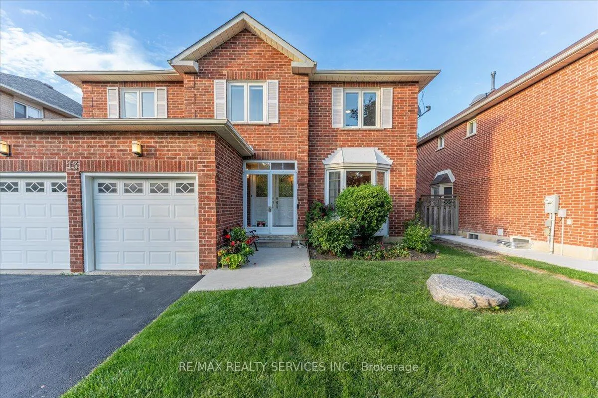 Photo 6 of 13 Corkett Drive, Brampton, Northwood Park — HOMEH