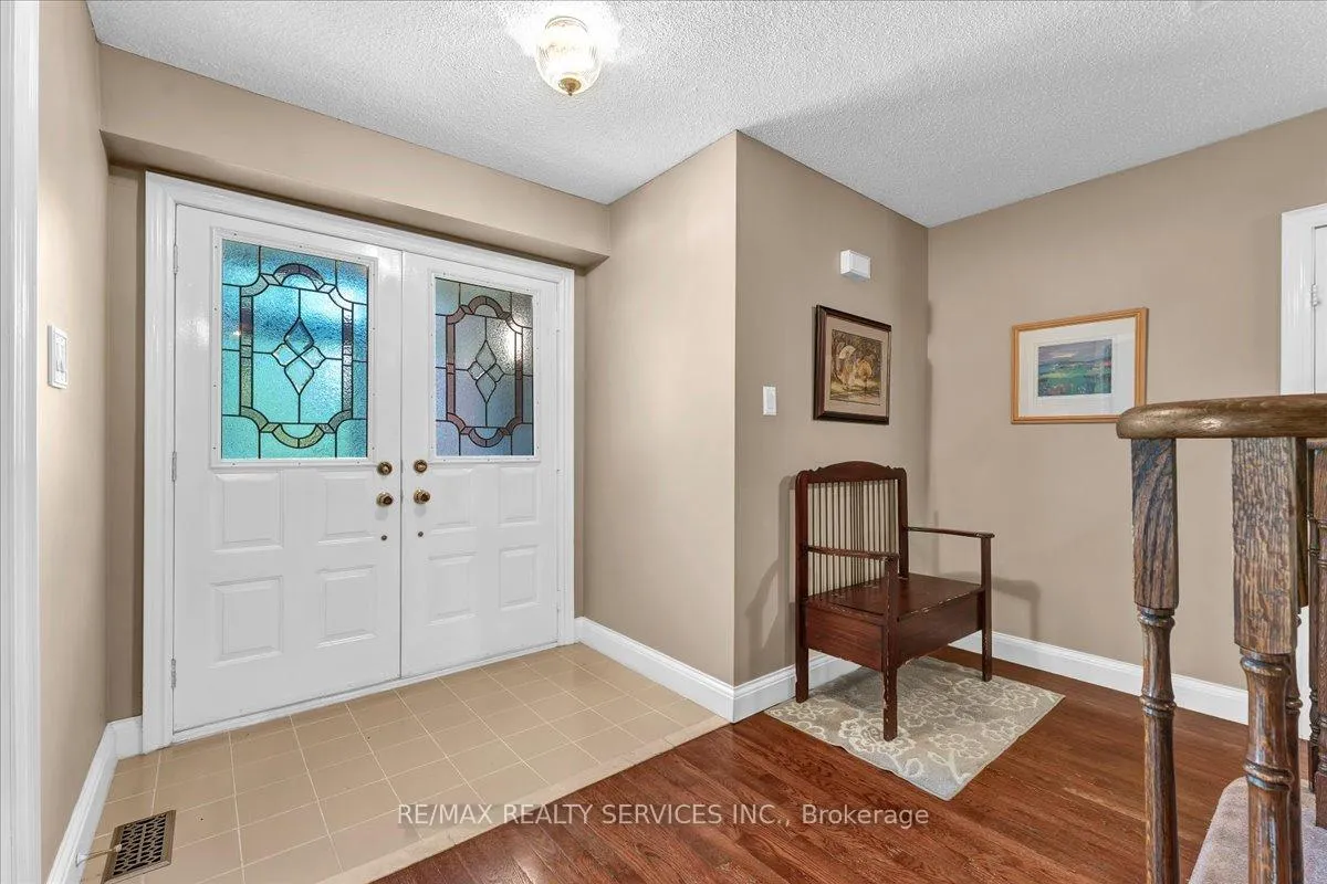 Photo 7 of 13 Corkett Drive, Brampton, Northwood Park — HOMEH