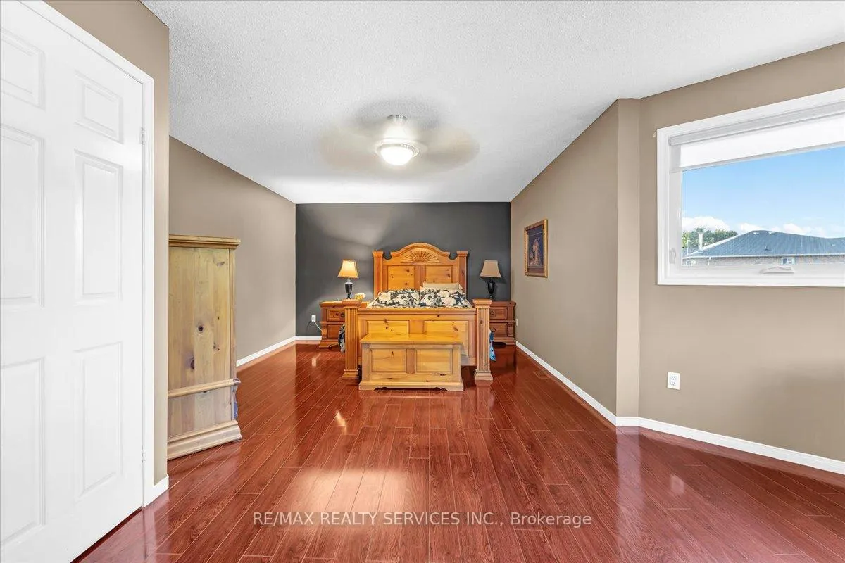 Photo 22 of 13 Corkett Drive, Brampton, Northwood Park — HOMEH
