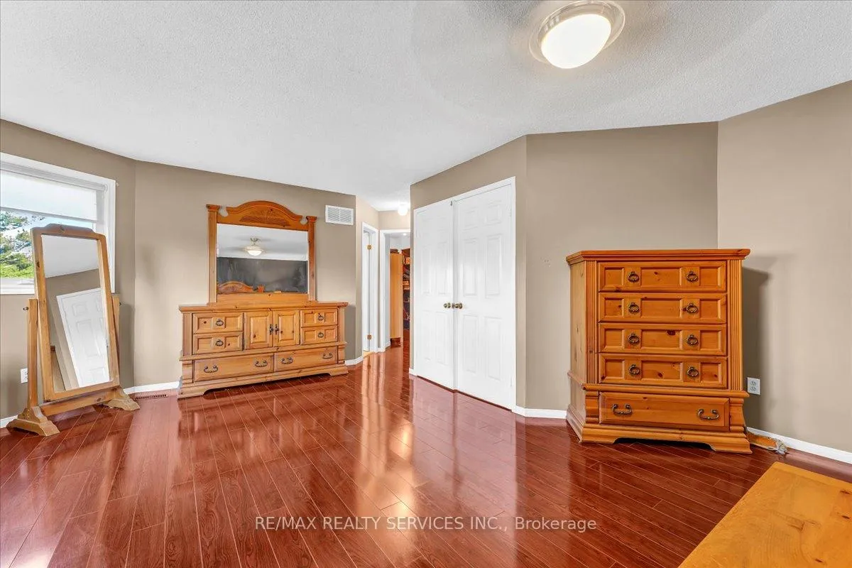 Photo 24 of 13 Corkett Drive, Brampton, Northwood Park — HOMEH