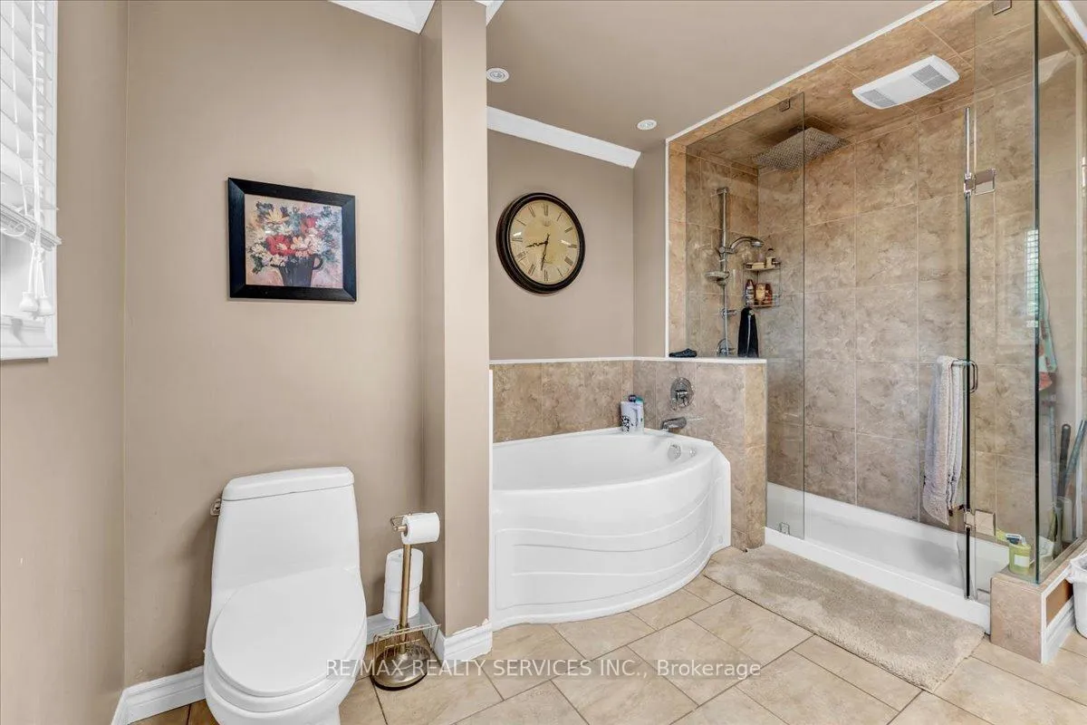 Photo 26 of 13 Corkett Drive, Brampton, Northwood Park — HOMEH