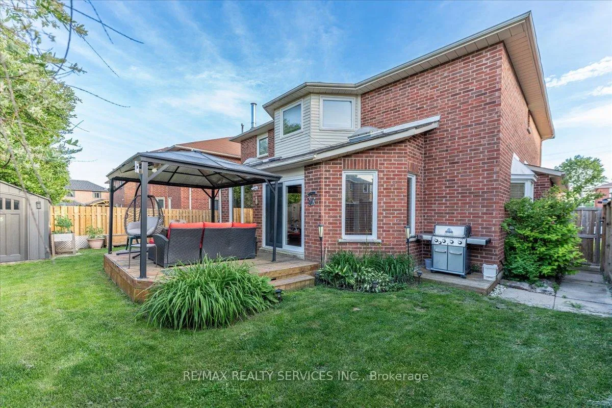 Photo 45 of 13 Corkett Drive, Brampton, Northwood Park — HOMEH