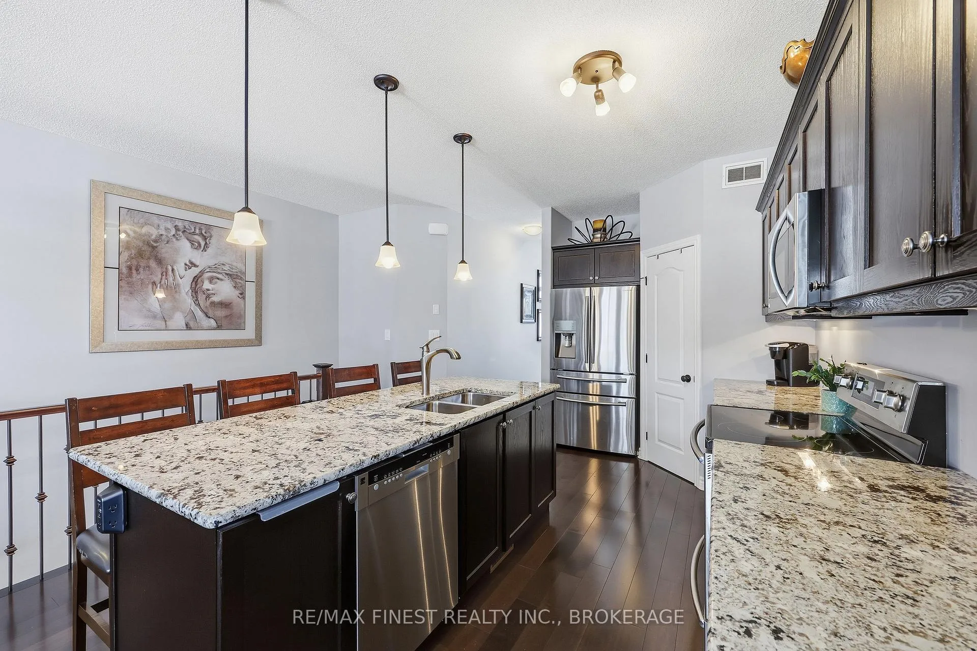 Photo 10 of 1667 Crimson Crescent, Kingston, City Northwest — HOMEH