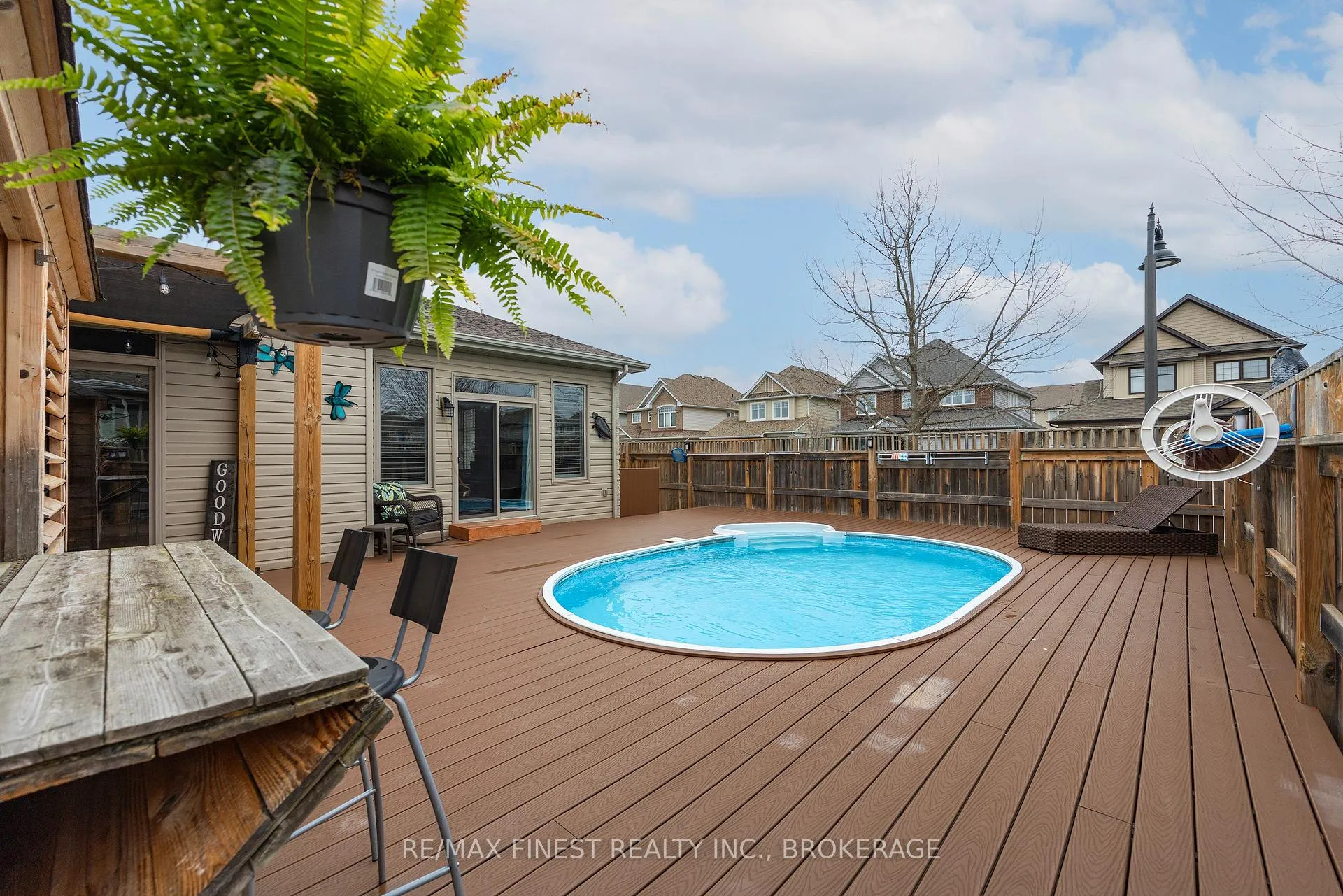 Photo 39 of 1667 Crimson Crescent, Kingston, City Northwest — HOMEH