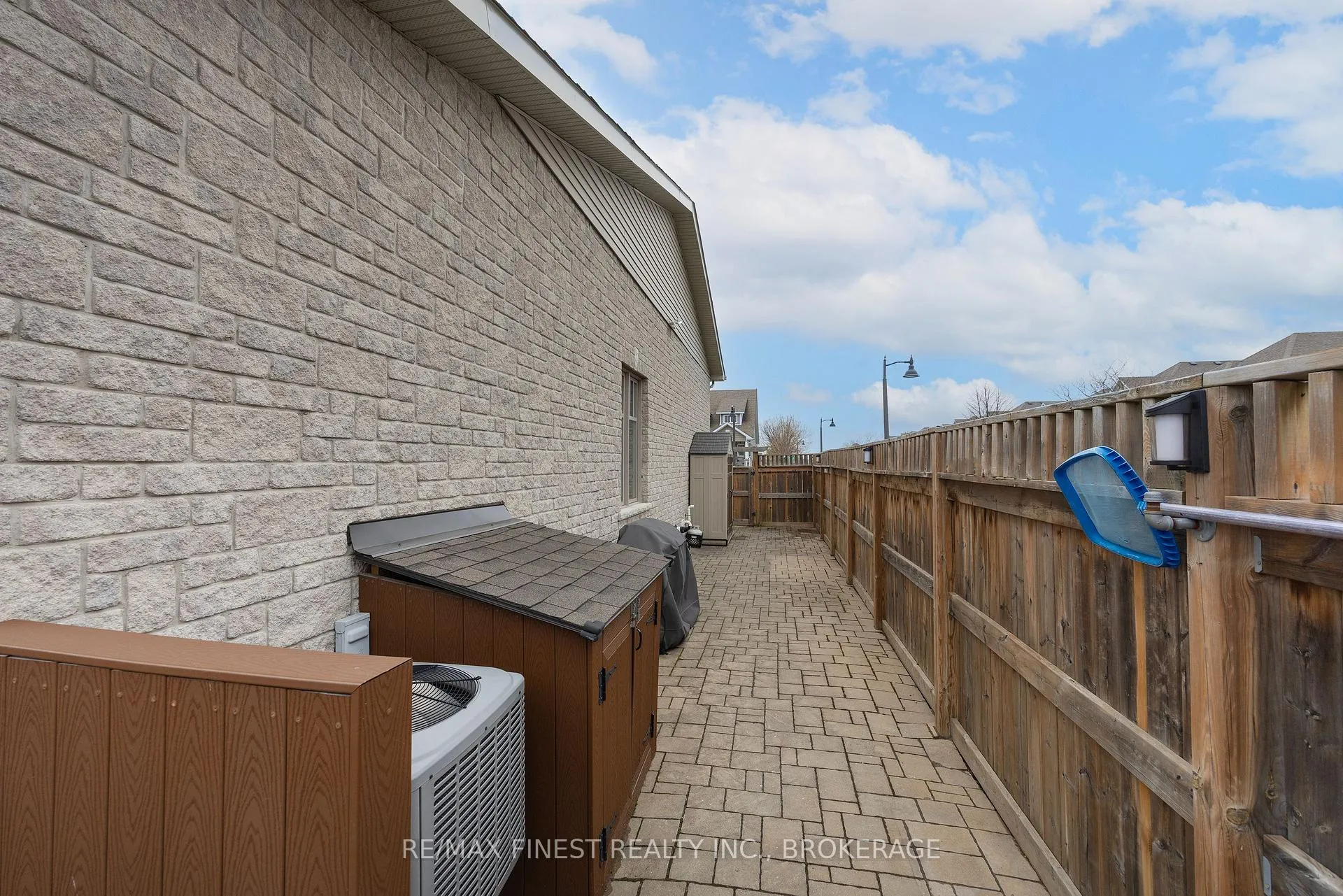 Photo 45 of 1667 Crimson Crescent, Kingston, City Northwest — HOMEH