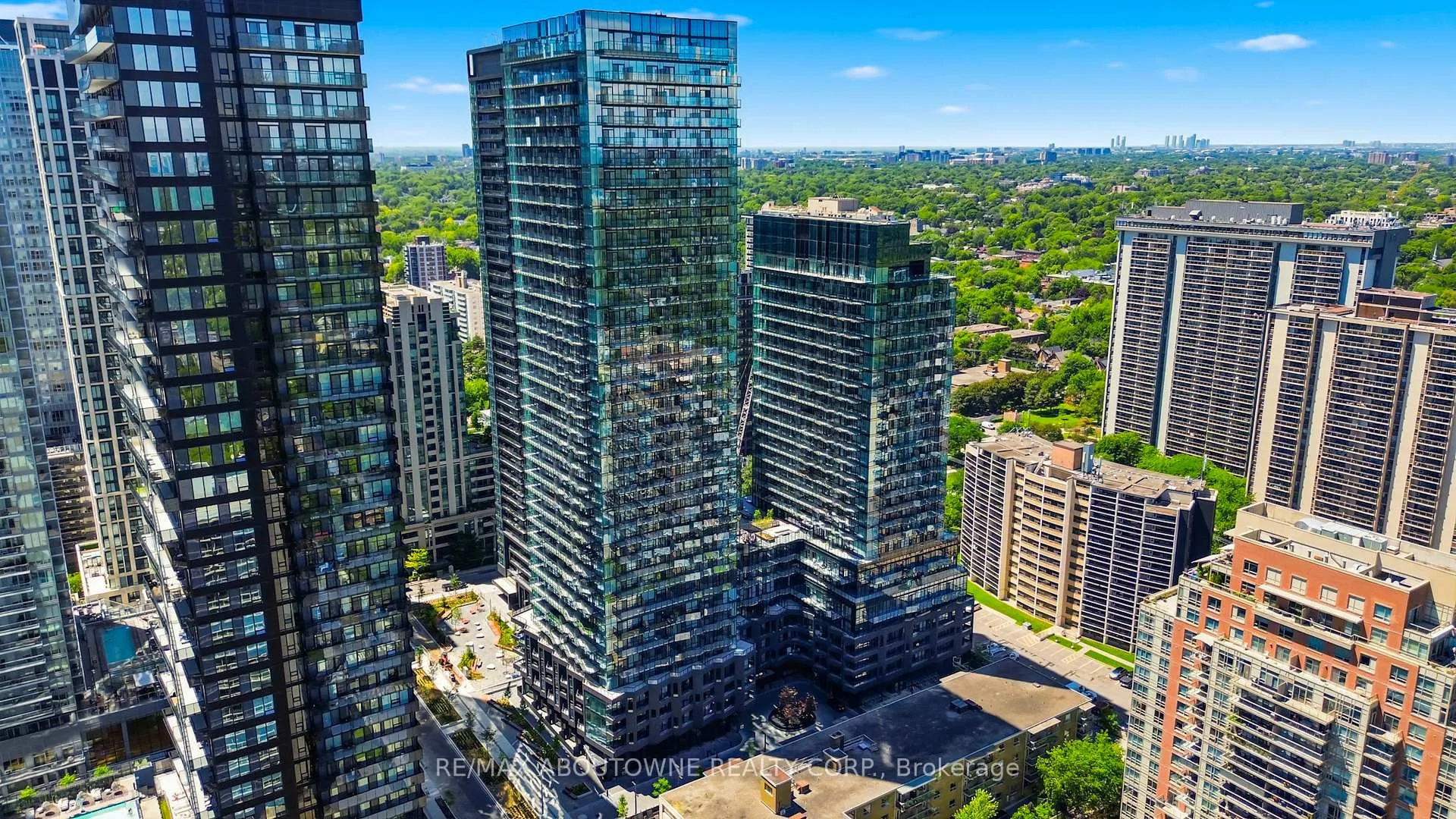Photo 1 of Unit 908S, 110 Broadway Avenue, Toronto, Mount Pleasant West — HOMEH