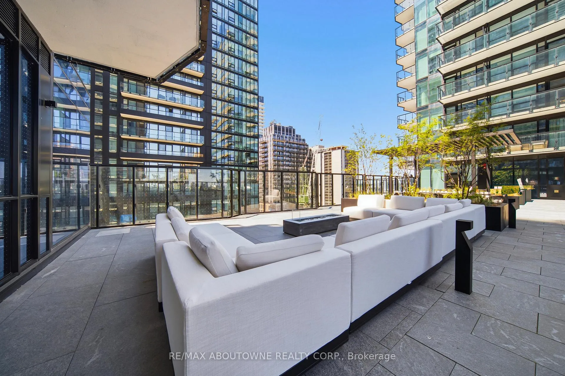 Photo 20 of Unit 908S, 110 Broadway Avenue, Toronto, Mount Pleasant West — HOMEH
