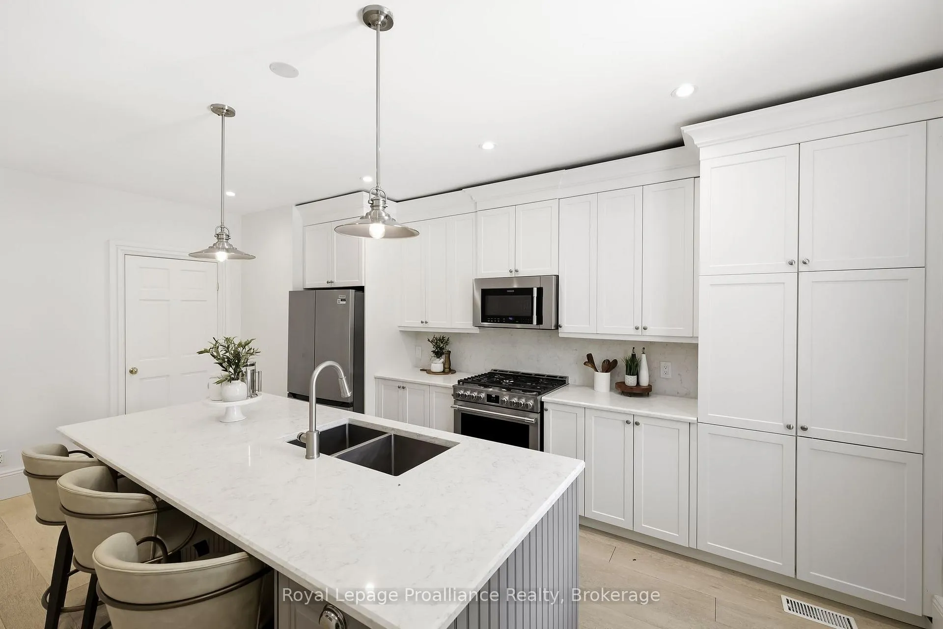 Photo 14 of 68 Cavan Street, Port Hope — HOMEH