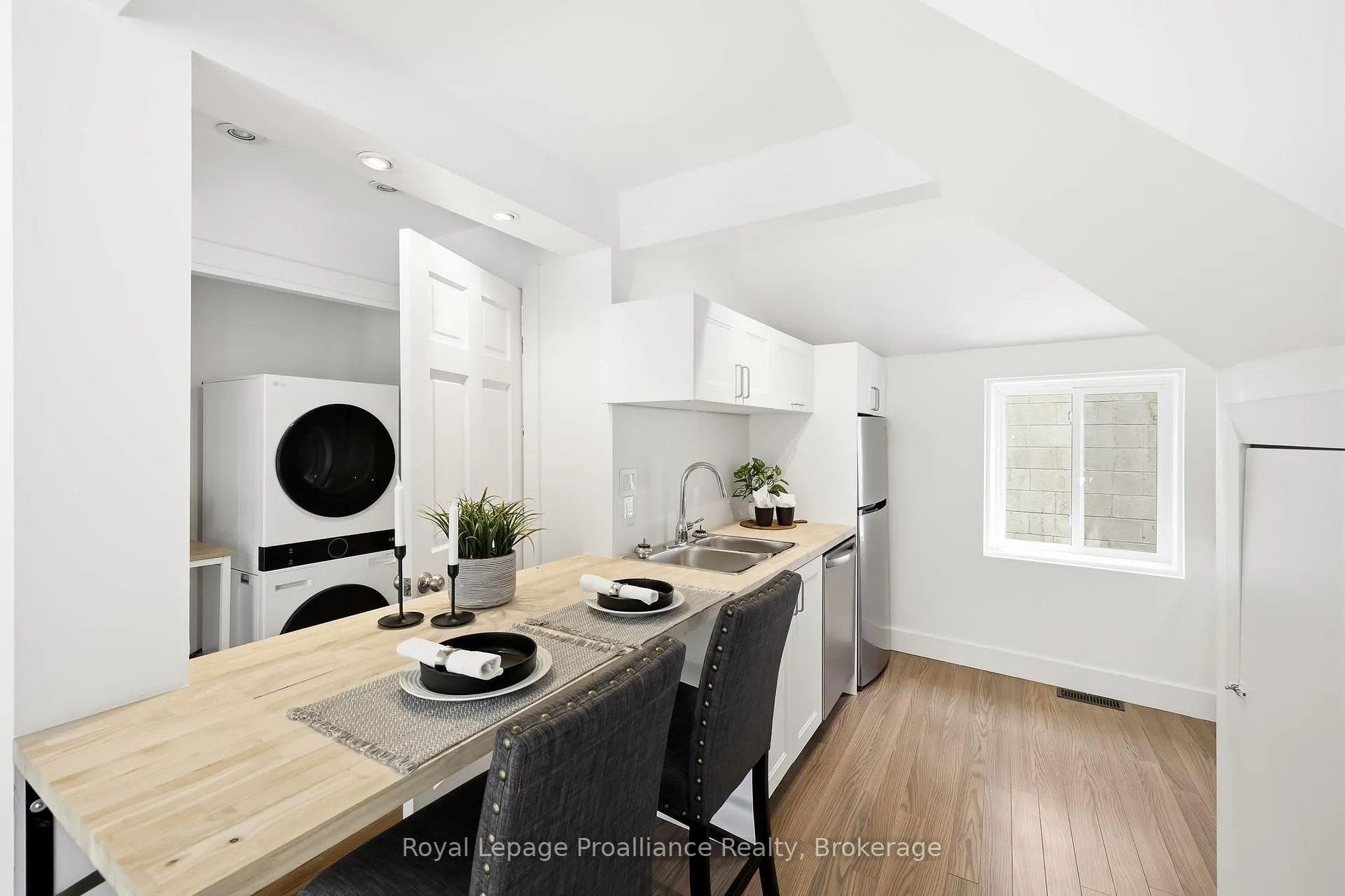 Photo 36 of 68 Cavan Street, Port Hope — HOMEH