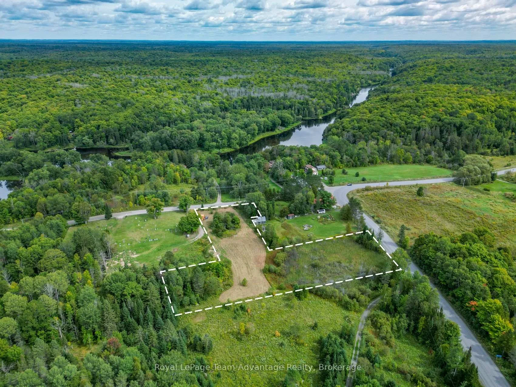 Photo 2 of 2 Maple Island Road, Whitestone — HOMEH