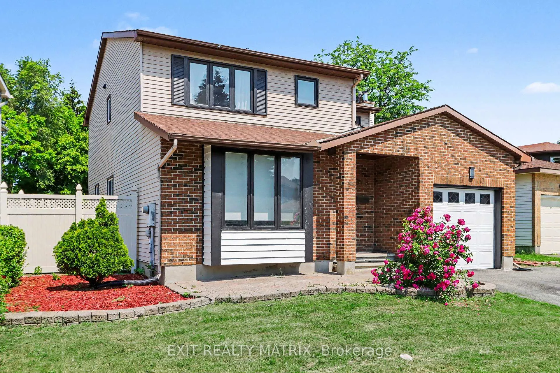Photo 1 of 383 Viewmount Drive, Ottawa, Borden Farm/Stewart Farm/Carleton Heights/Parkwood Hills — HOMEH