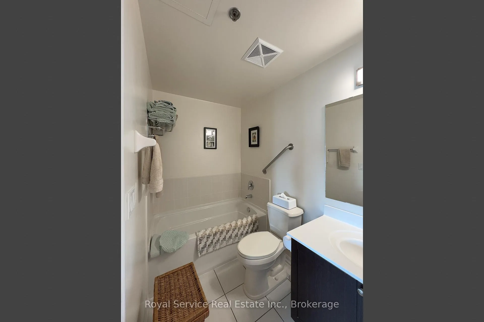 Photo 17 of Unit 307, 50 Mill Street N, Port Hope — HOMEH