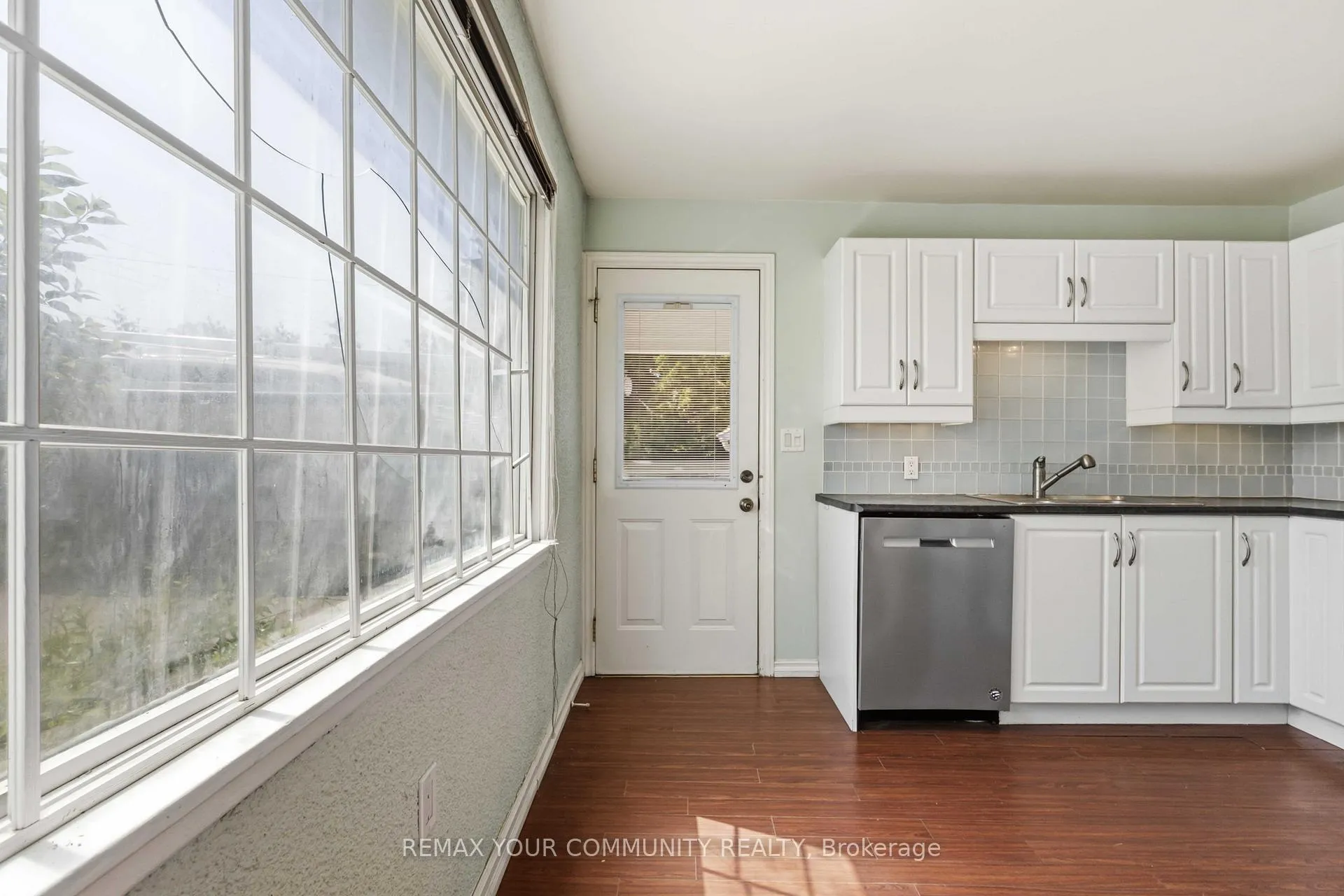 Photo 6 of 314 The Queensway S, Georgina, Keswick South — HOMEH