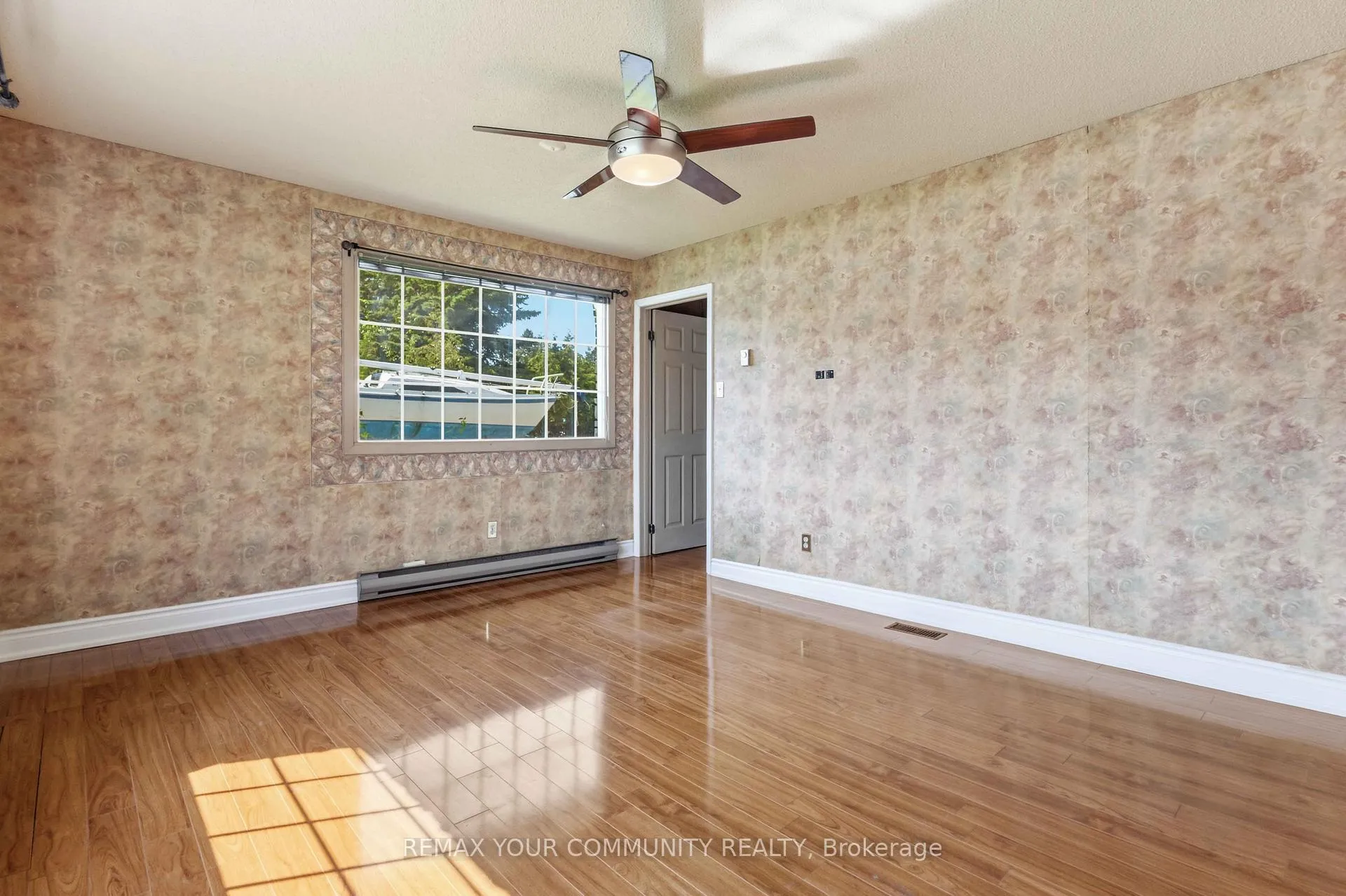 Photo 29 of 314 The Queensway S, Georgina, Keswick South — HOMEH