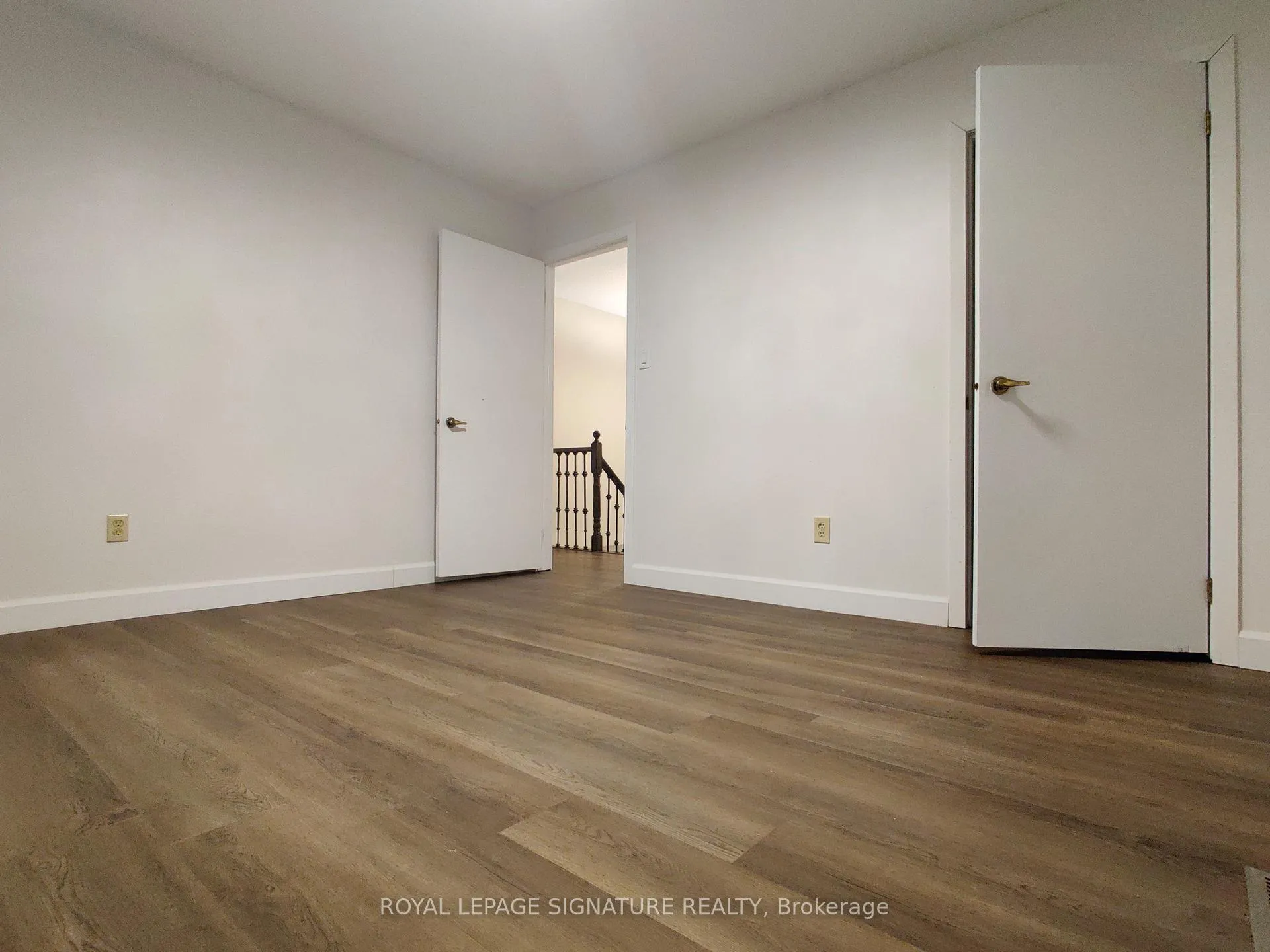 Photo 19 of Unit Upper, 2966 Caradoc Lane, Oakville, Clearview — HOMEH