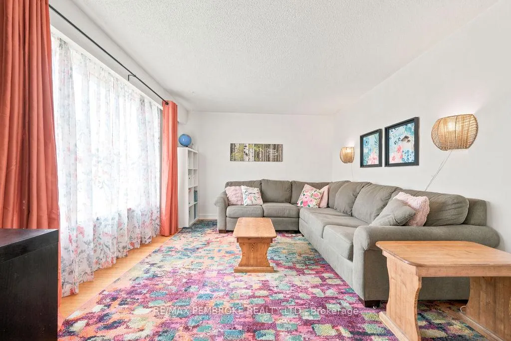 Photo 19 of 400 Murray Street, Pembroke, Pembroke — HOMEH
