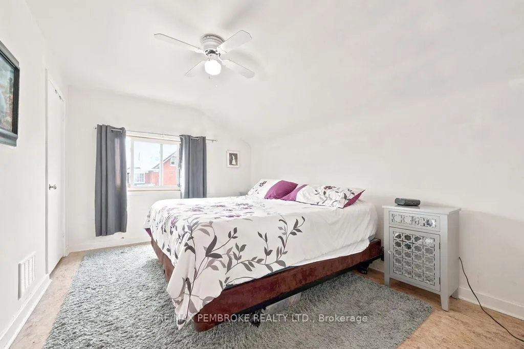Photo 22 of 400 Murray Street, Pembroke, Pembroke — HOMEH